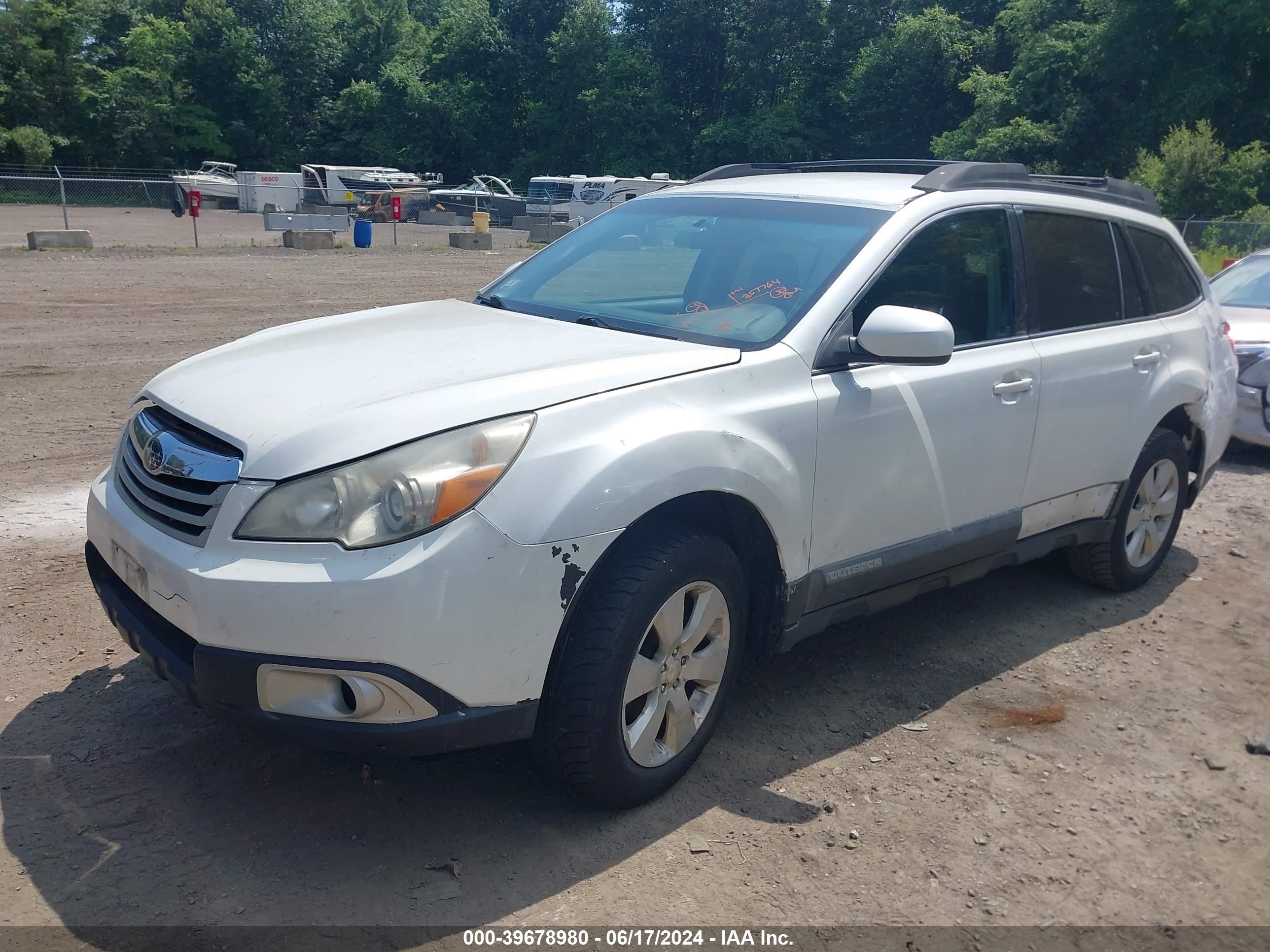 2012 Subaru Outback 2.5I Premium vin: 4S4BRCBC5C1208747