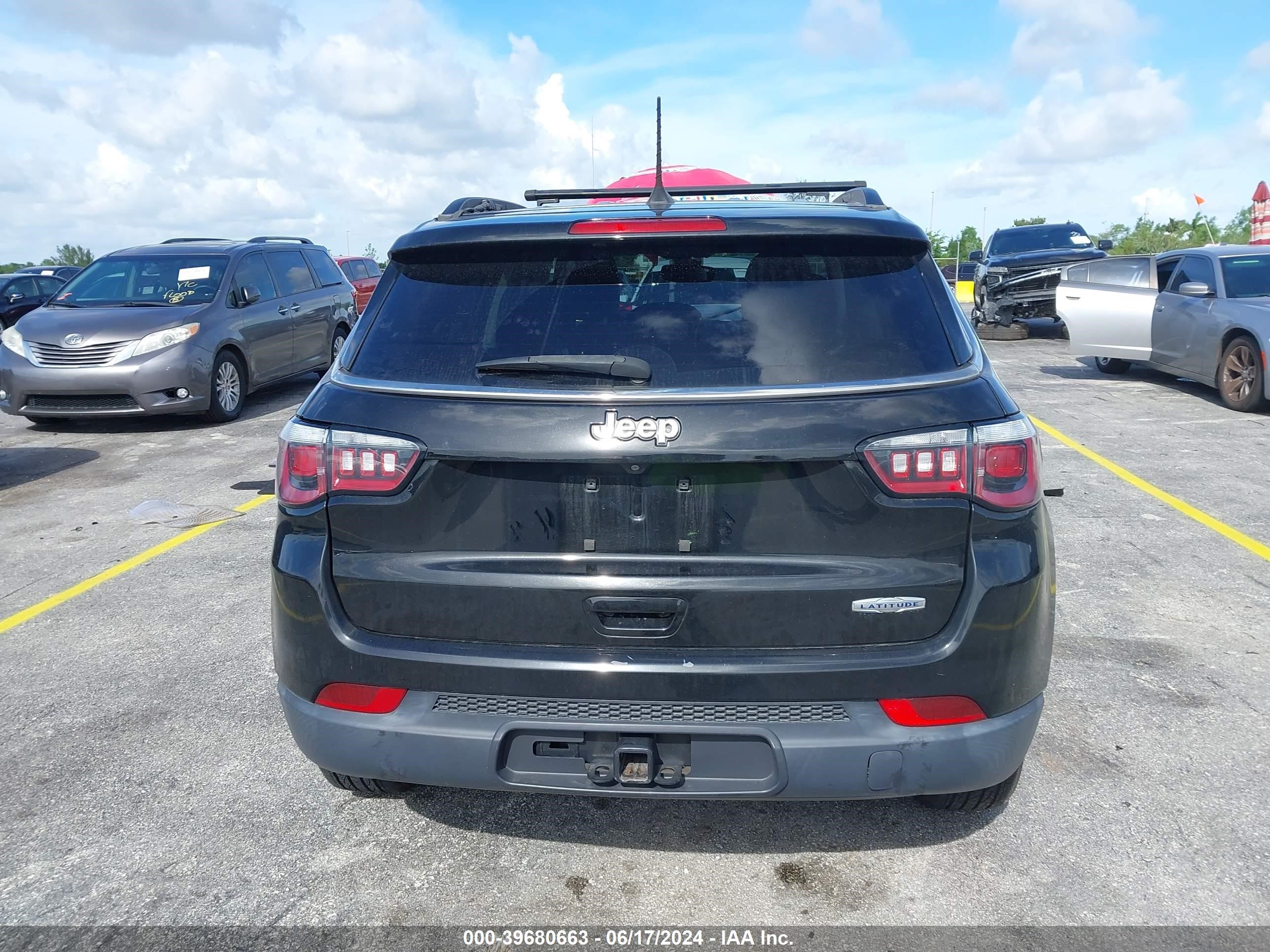 2020 Jeep Compass Latitude Fwd vin: 3C4NJCBB0LT162107