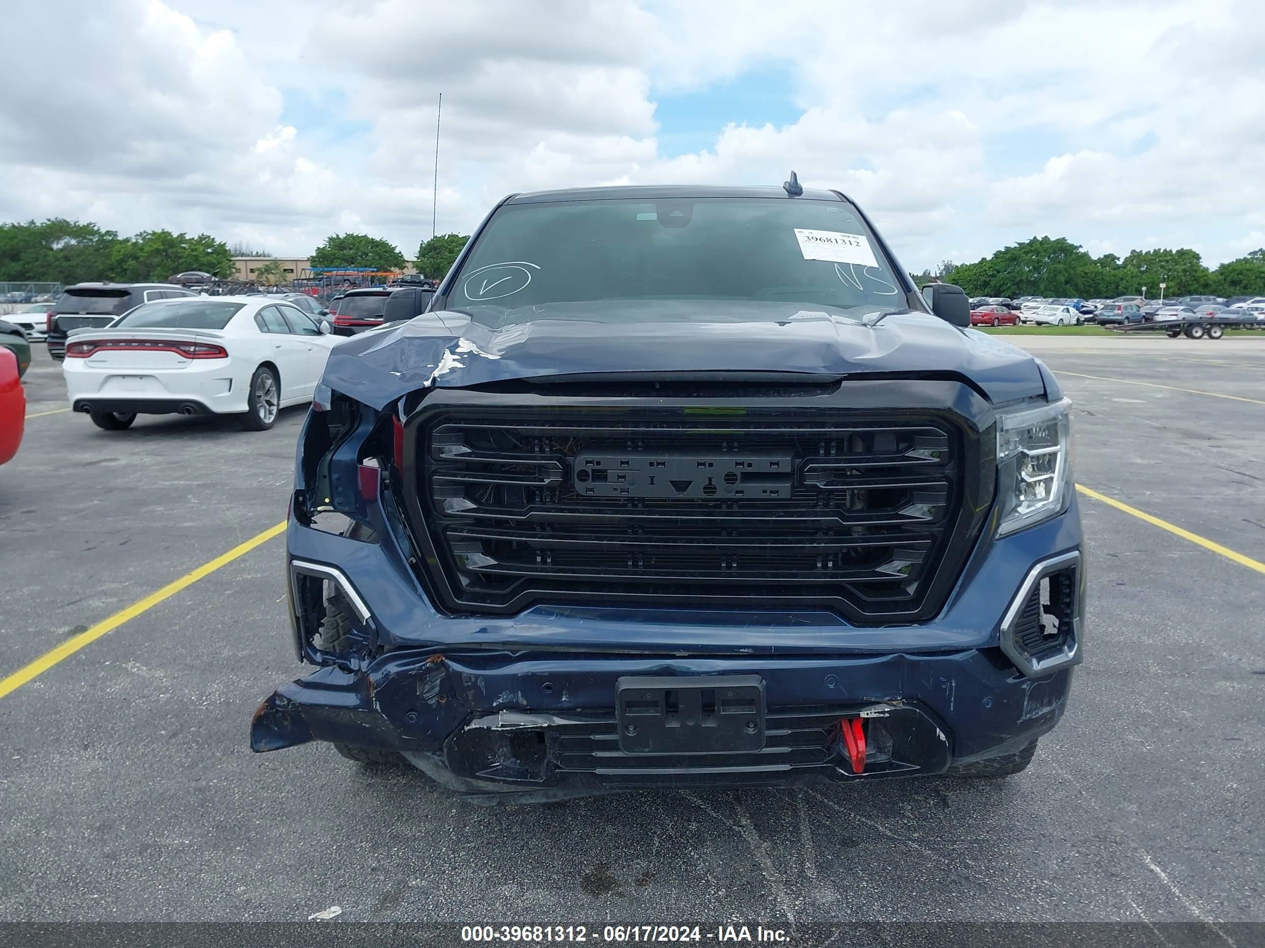 2019 GMC Sierra 1500 At4 vin: 3GTP9EELXKG242040