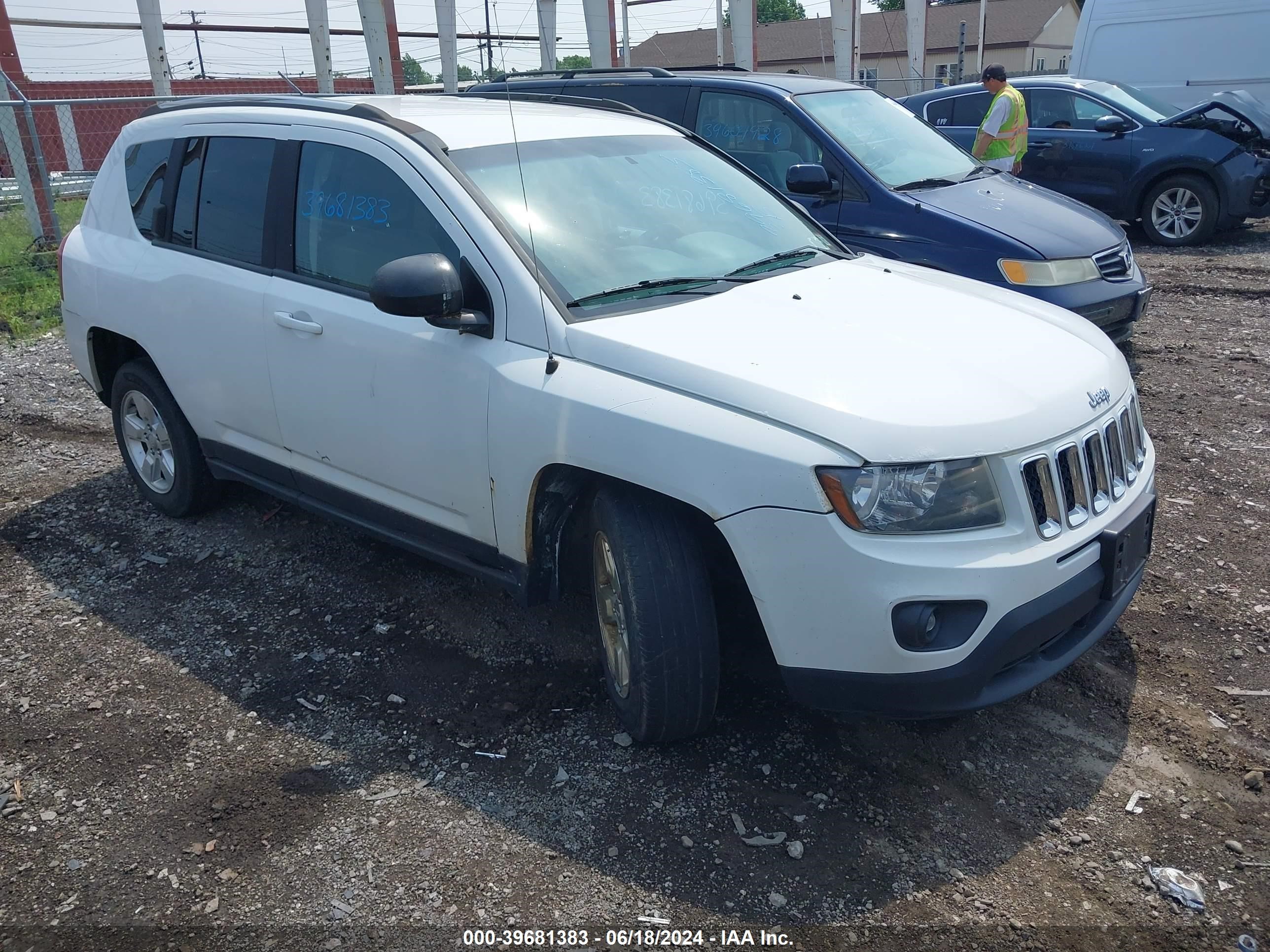 2014 Jeep Compass Sport vin: 1C4NJCBA4ED881537