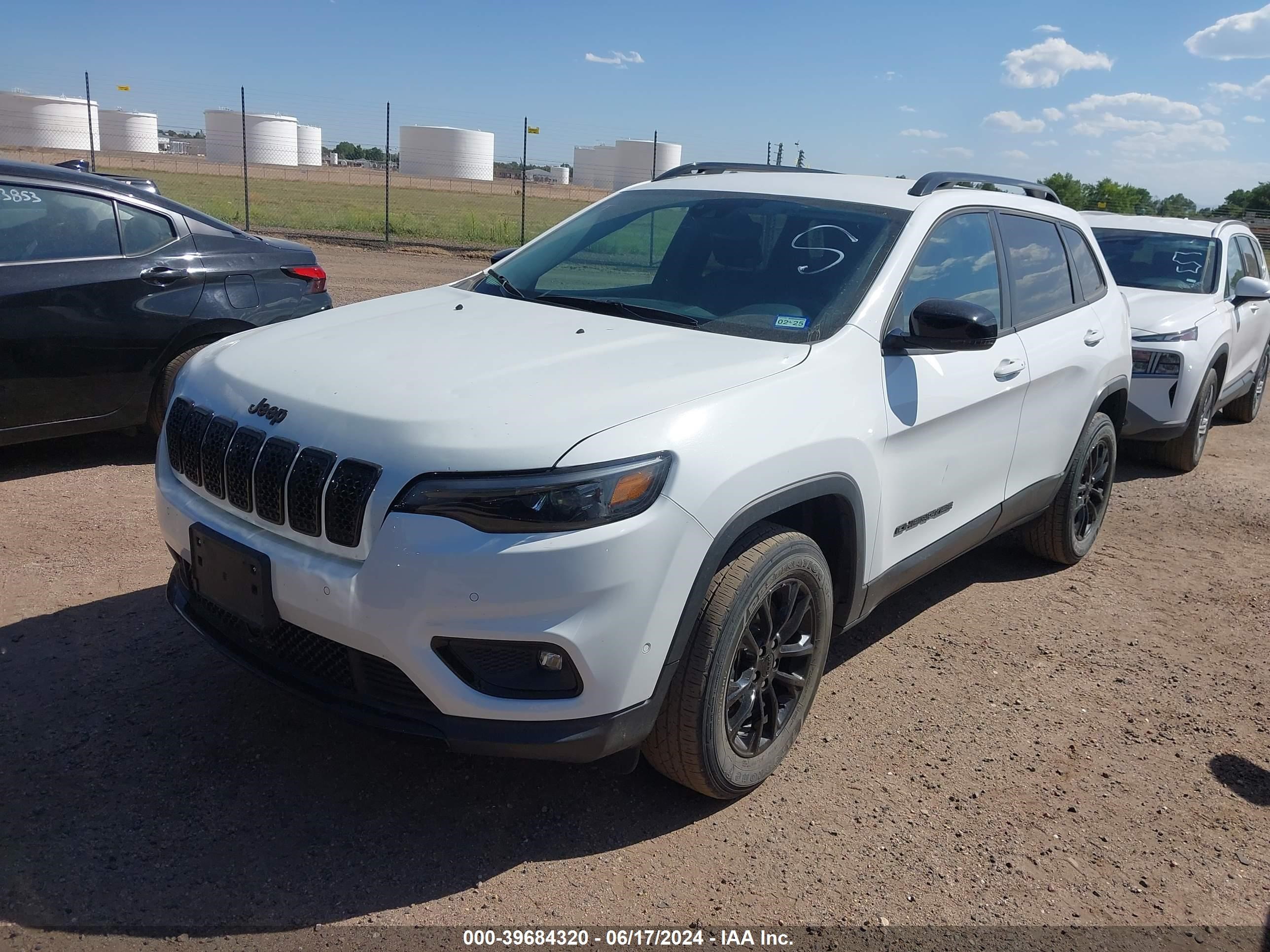 2023 Jeep Cherokee Altitude Lux vin: 1C4PJMMB2PD111683