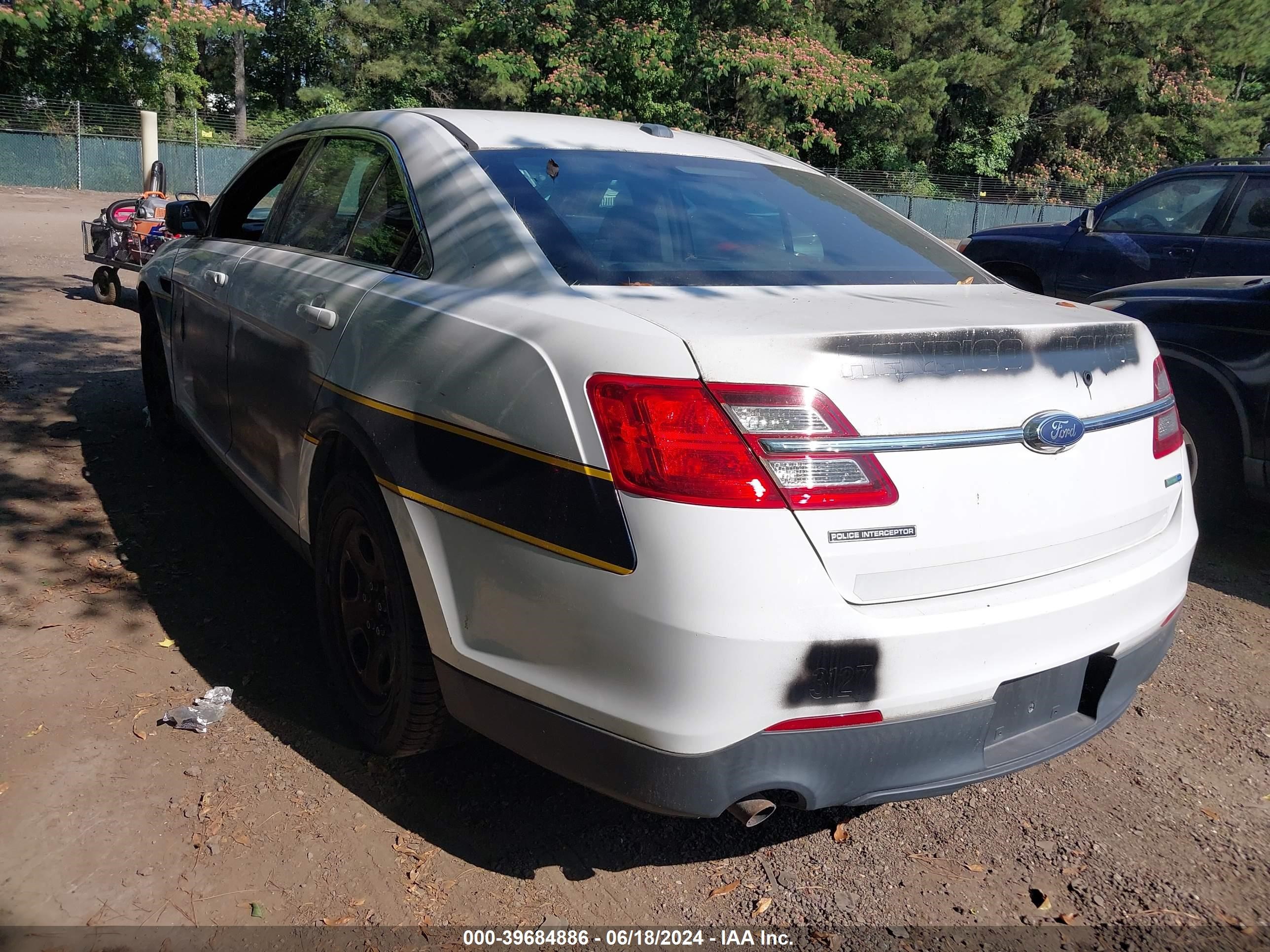 2016 Ford Police Interceptor vin: 1FAHP2MK9GG154803