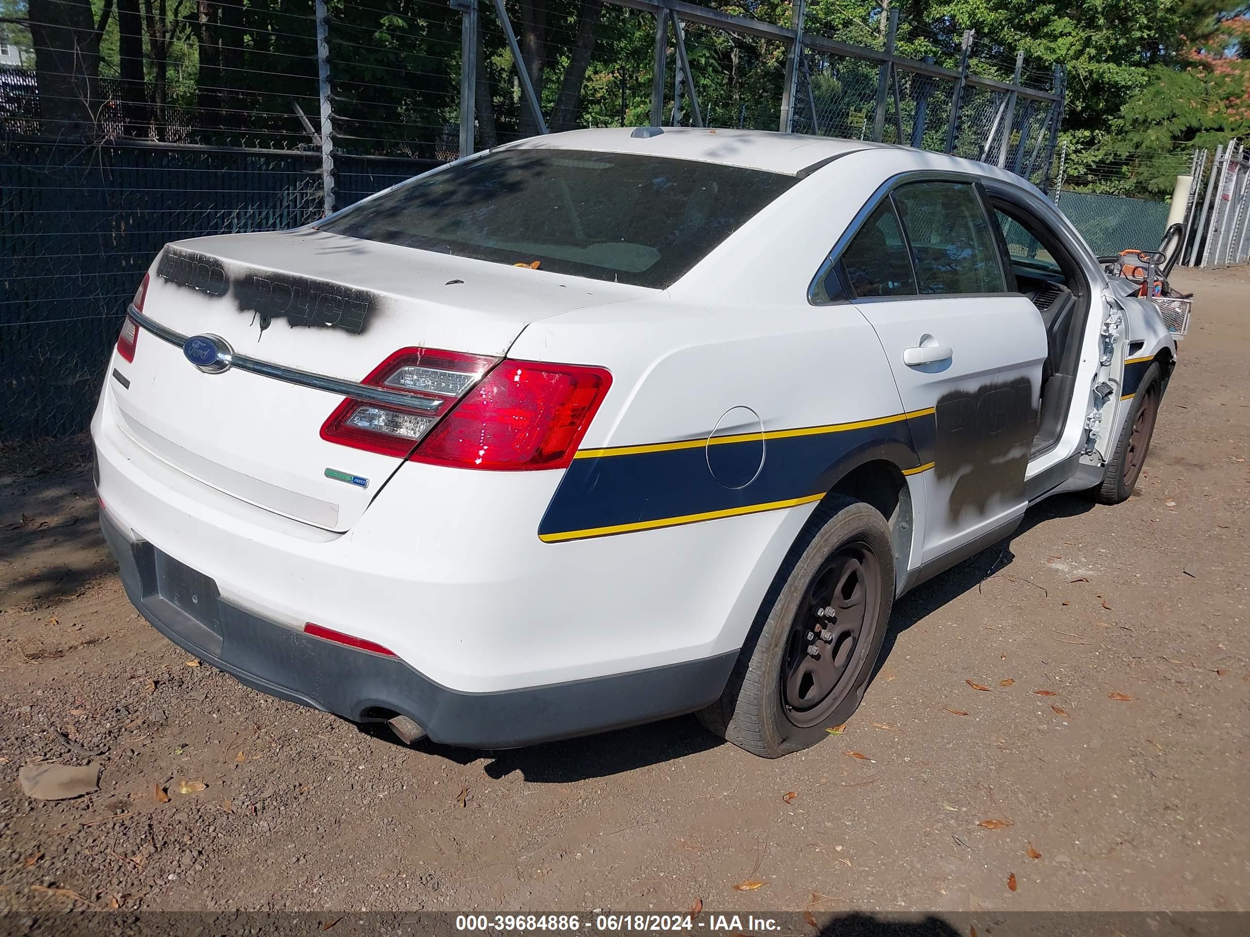 2016 Ford Police Interceptor vin: 1FAHP2MK9GG154803