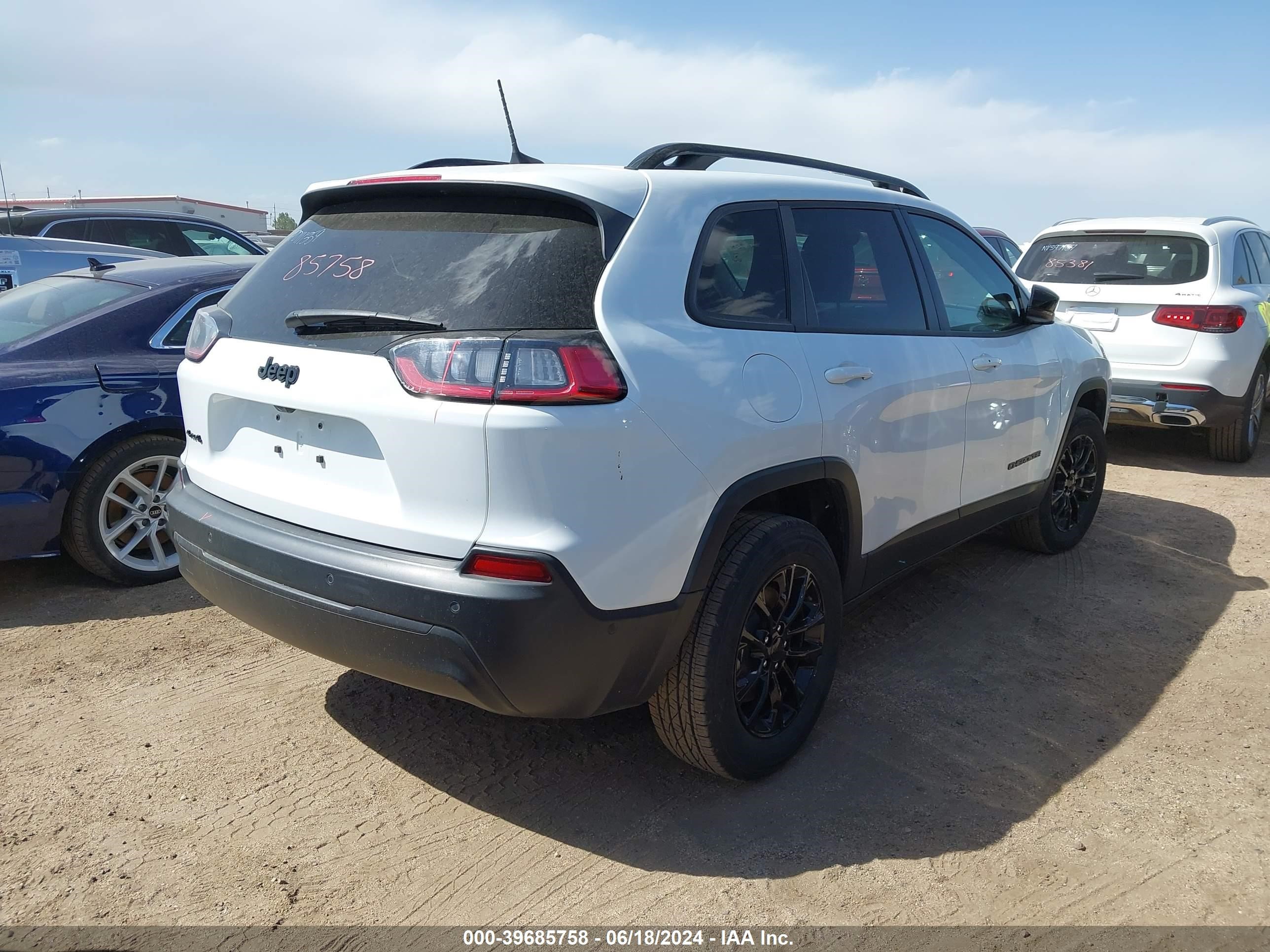 2023 Jeep Cherokee Altitude Lux 4X4 vin: 1C4PJMMB4PD111359