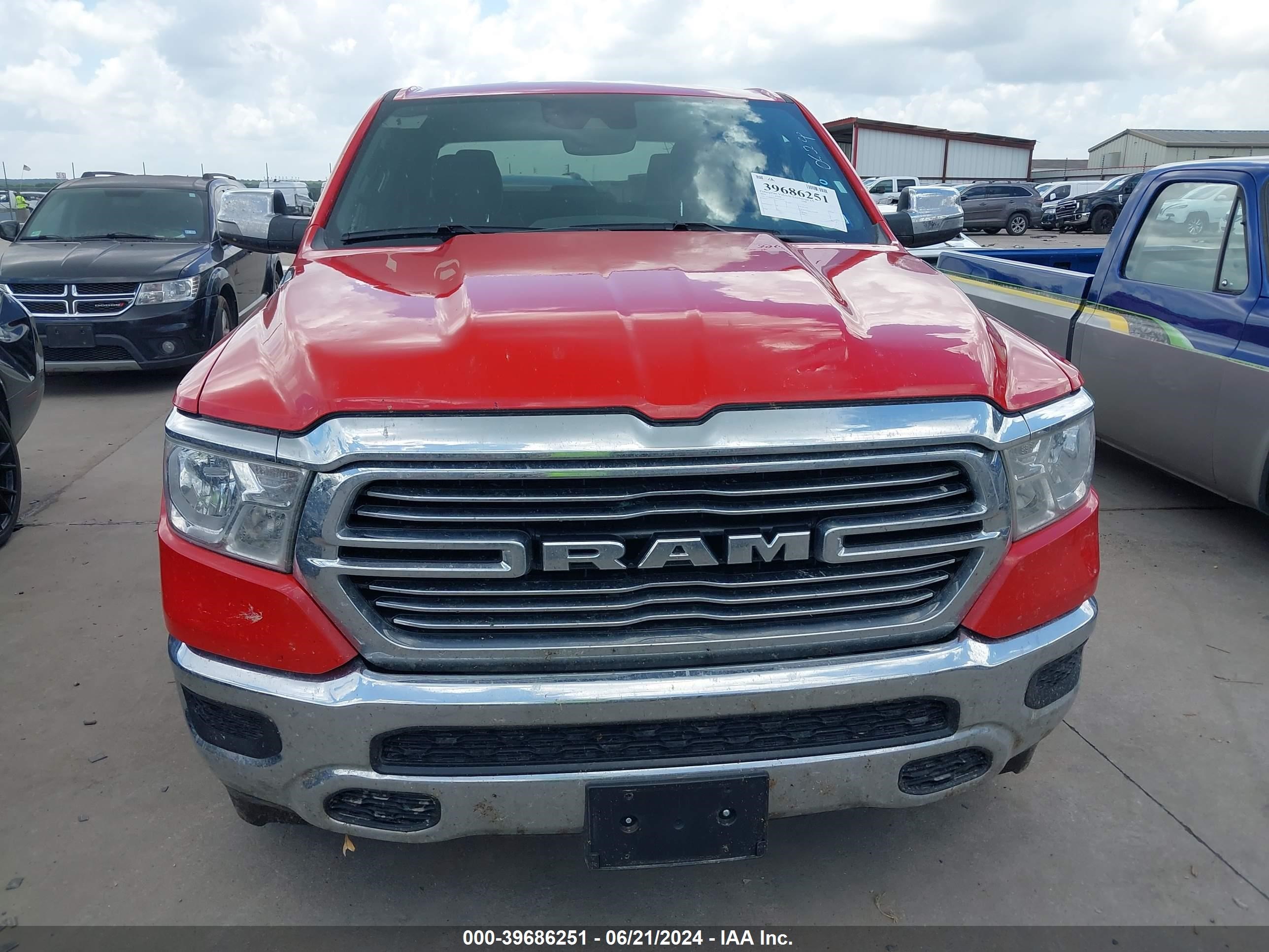 2024 Ram 1500 Laramie vin: 1C6RREJT4RN220624