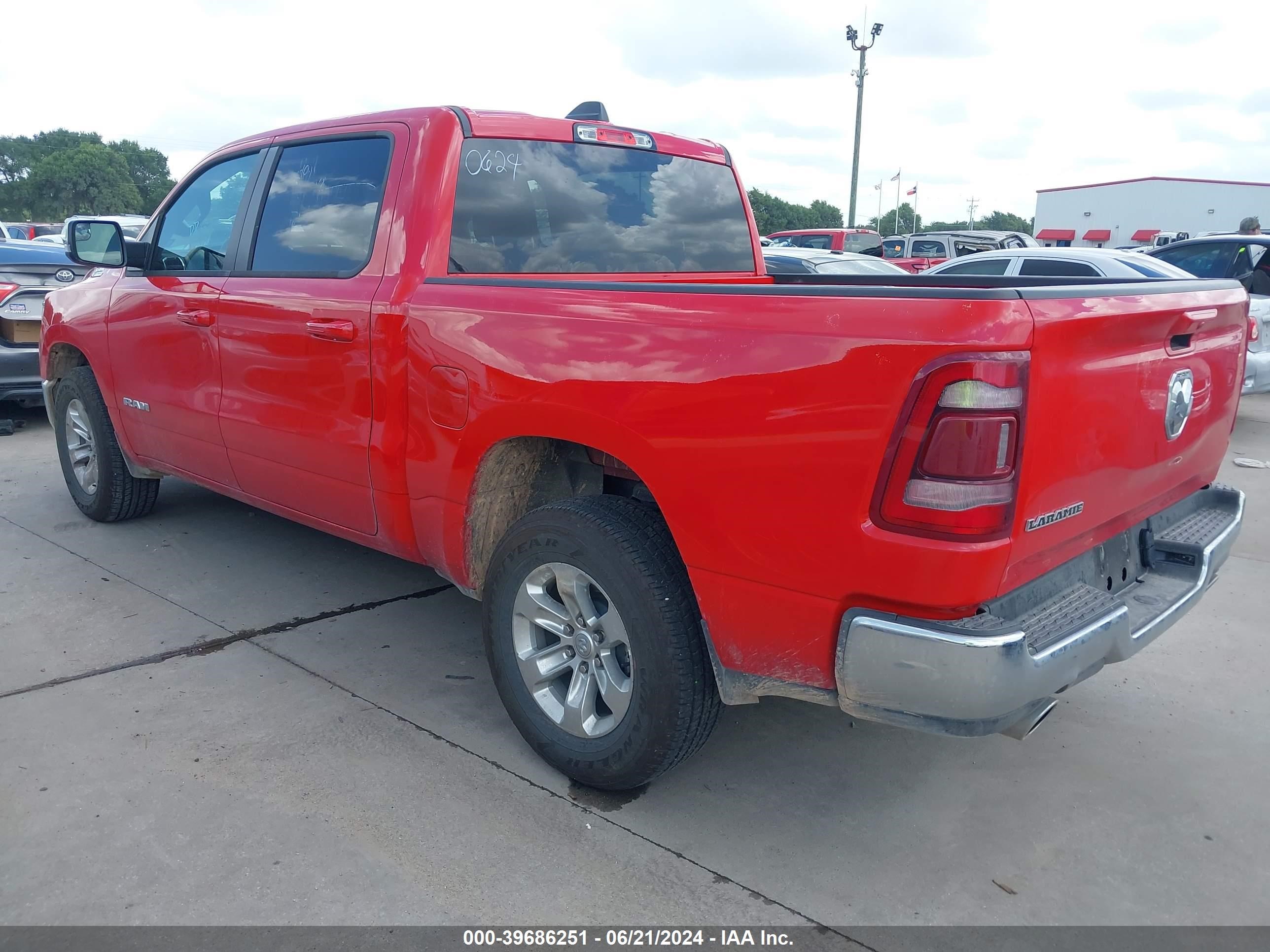 2024 Ram 1500 Laramie vin: 1C6RREJT4RN220624