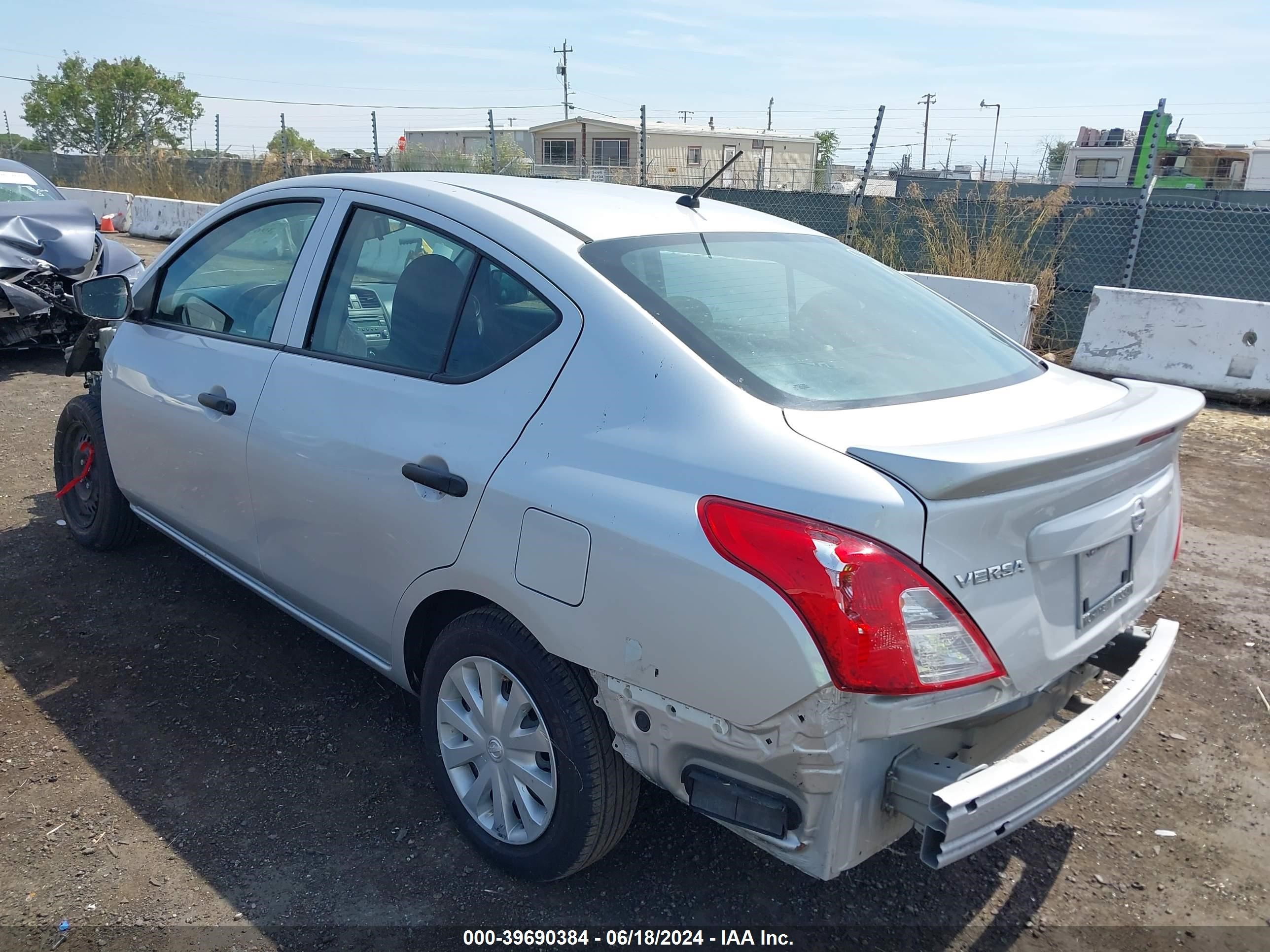 2017 Nissan Versa 1.6 S+ vin: 3N1CN7AP4HL834437