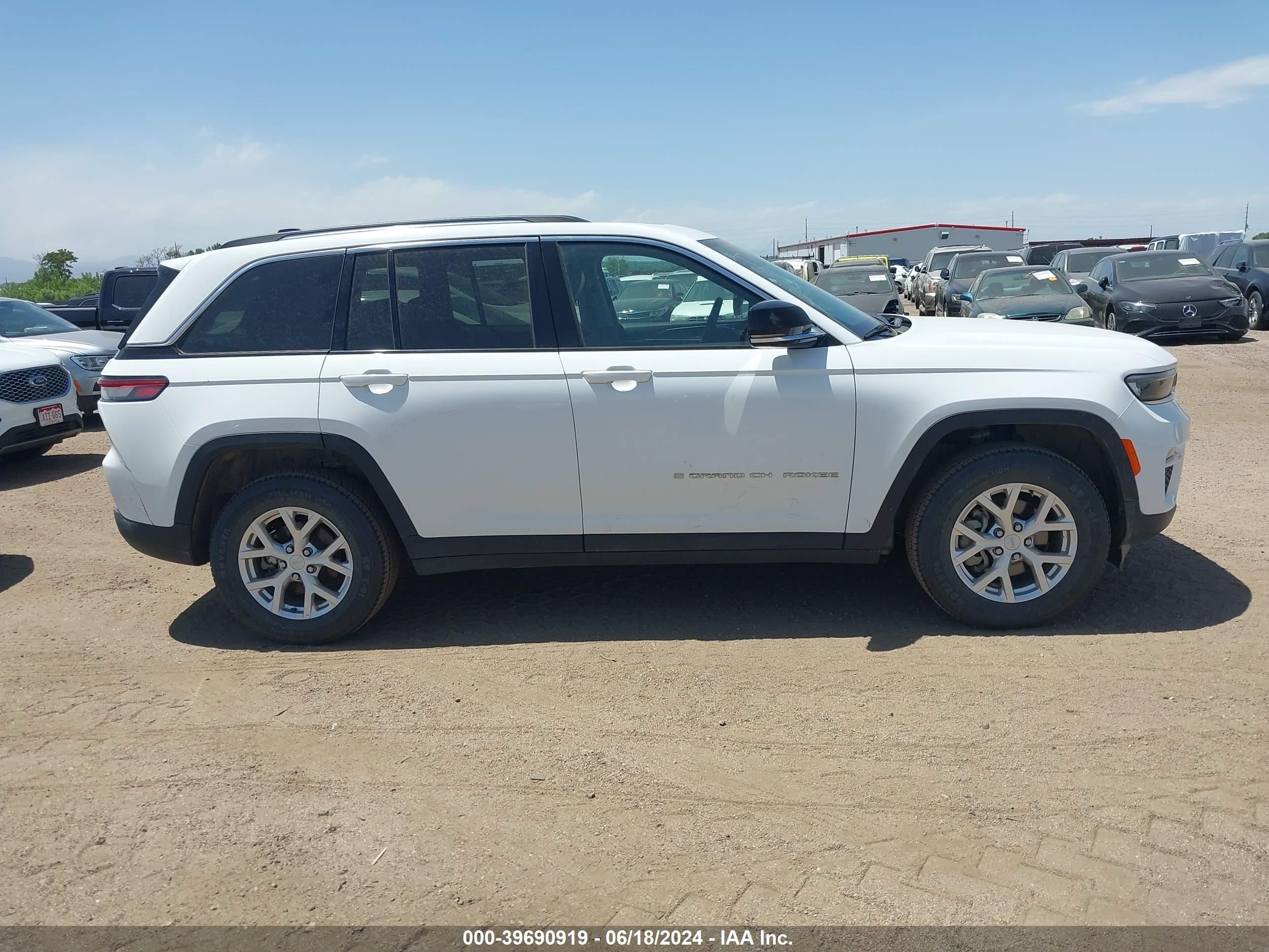 2023 Jeep Grand Cherokee Limited 4X4 vin: 1C4RJHBG8PC512286