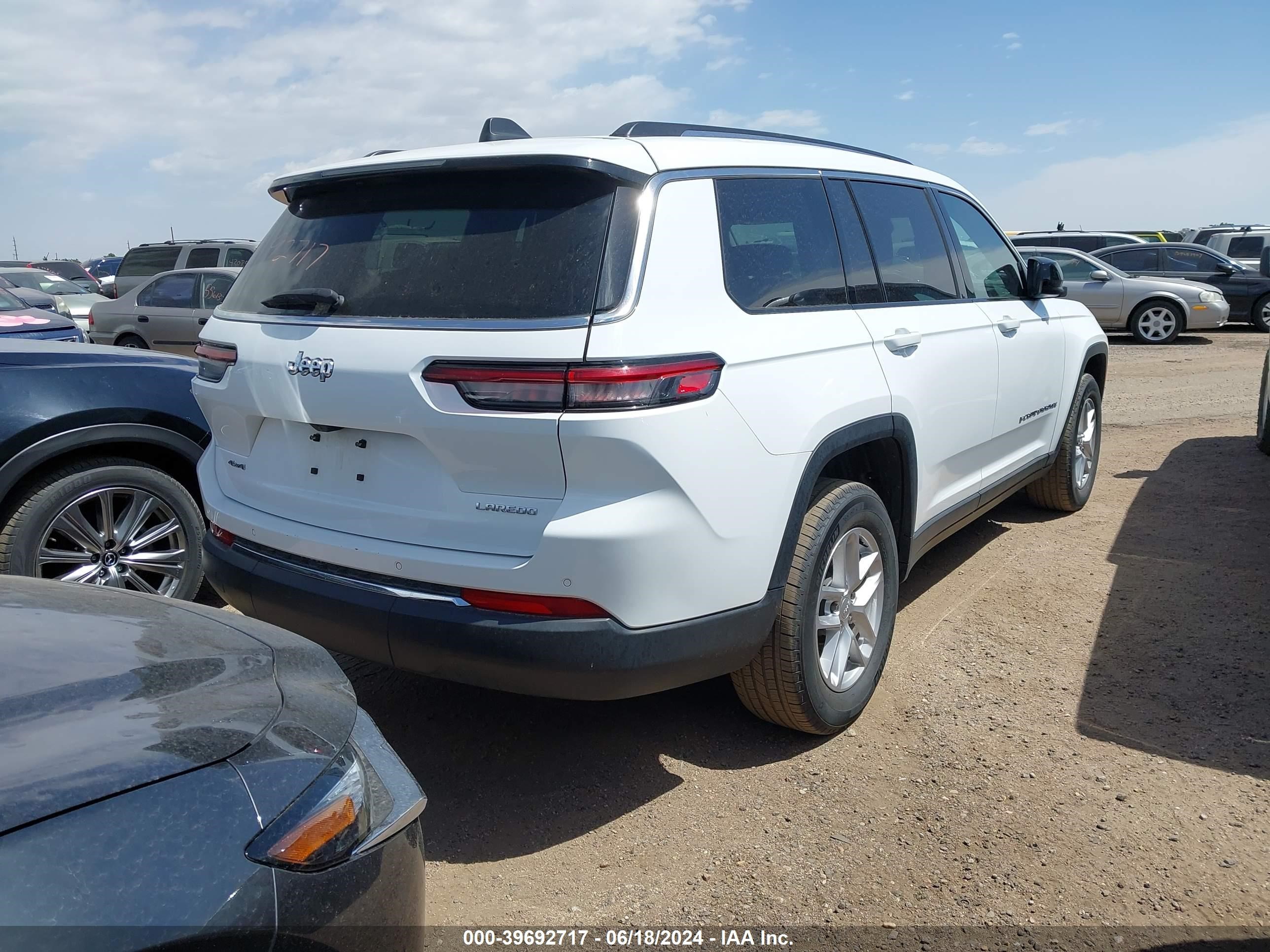 2023 Jeep Grand Cherokee L Laredo 4X4 vin: 1C4RJKAG4P8815163