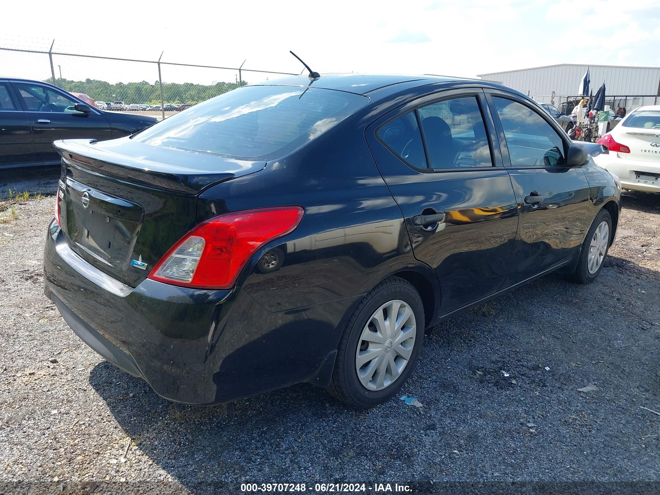 2015 Nissan Versa 1.6 S+ vin: 3N1CN7AP5FL860722