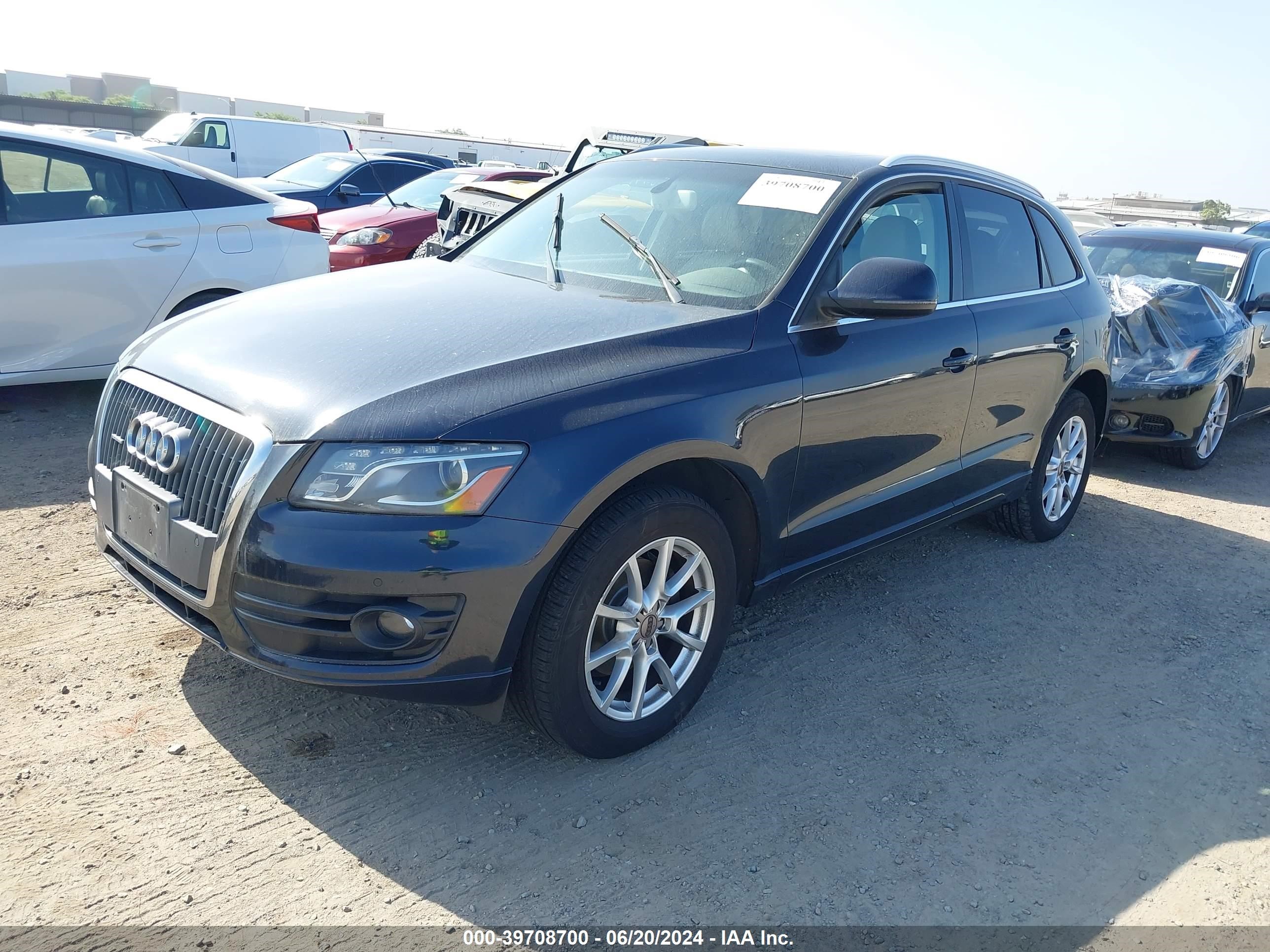 2012 Audi Q5 2.0T Premium vin: WA1LFAFP5CA021537