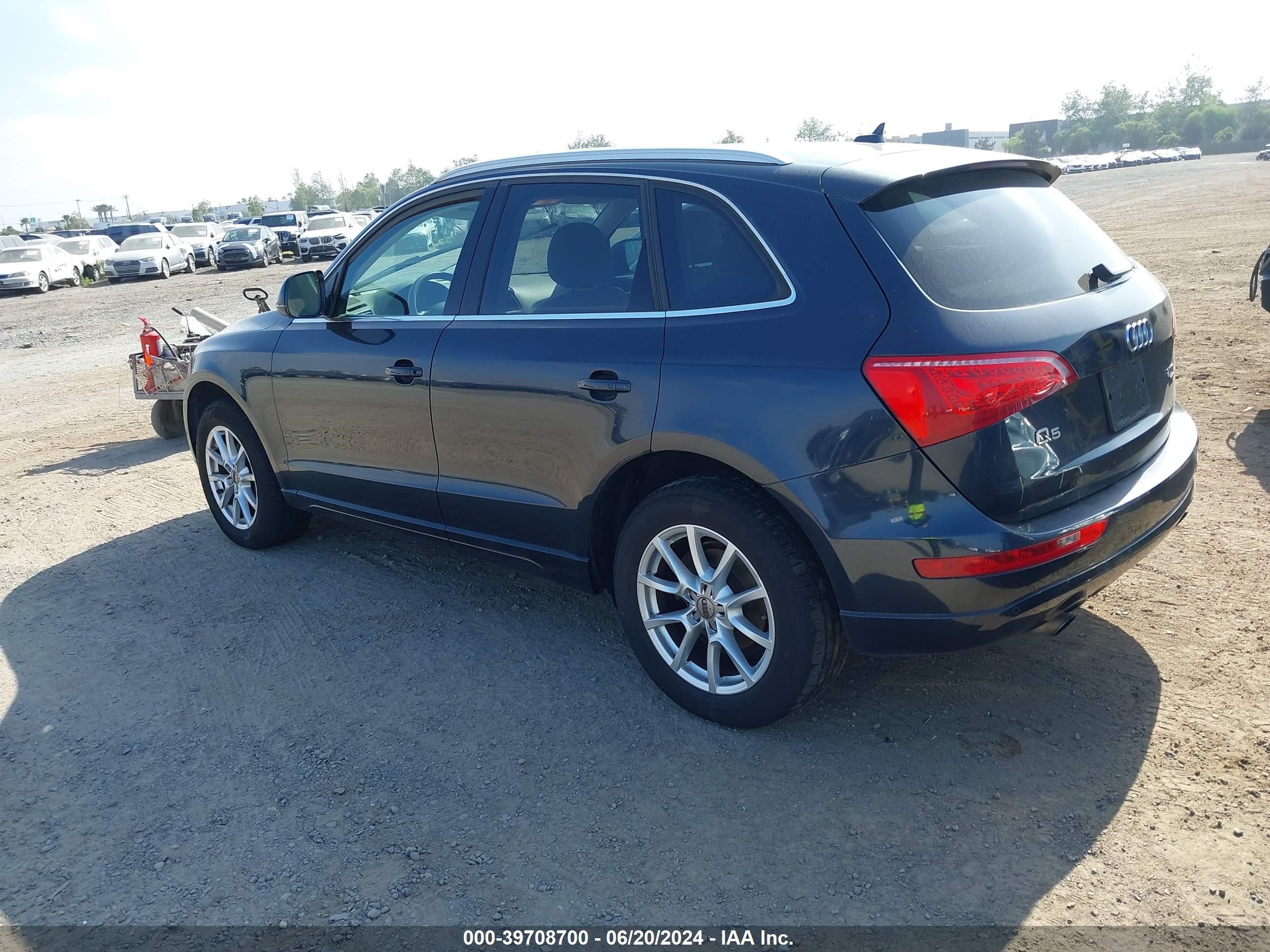 2012 Audi Q5 2.0T Premium vin: WA1LFAFP5CA021537