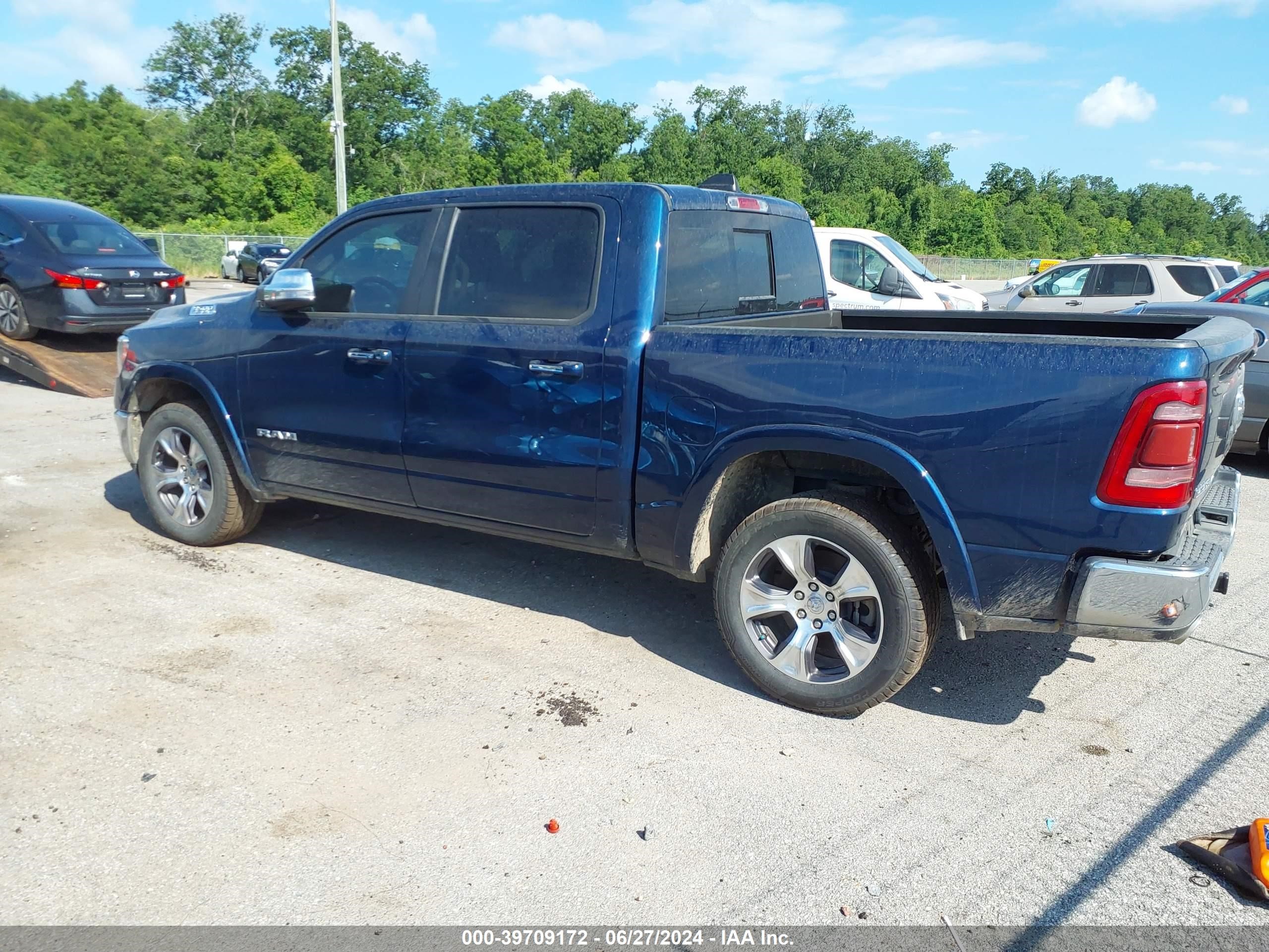 2022 Ram 1500 Laramie vin: 1C6SRFJT0NN257753