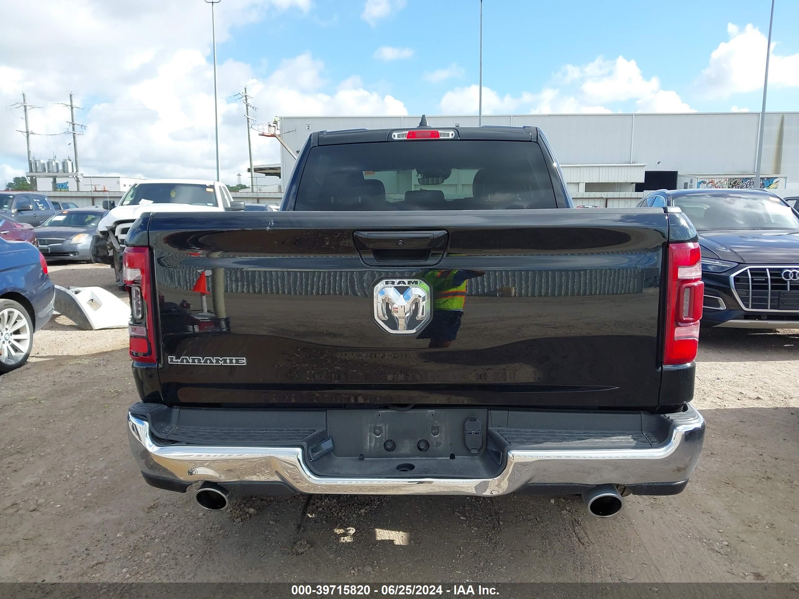 2024 Ram 1500 Laramie vin: 1C6RREJT3RN219660