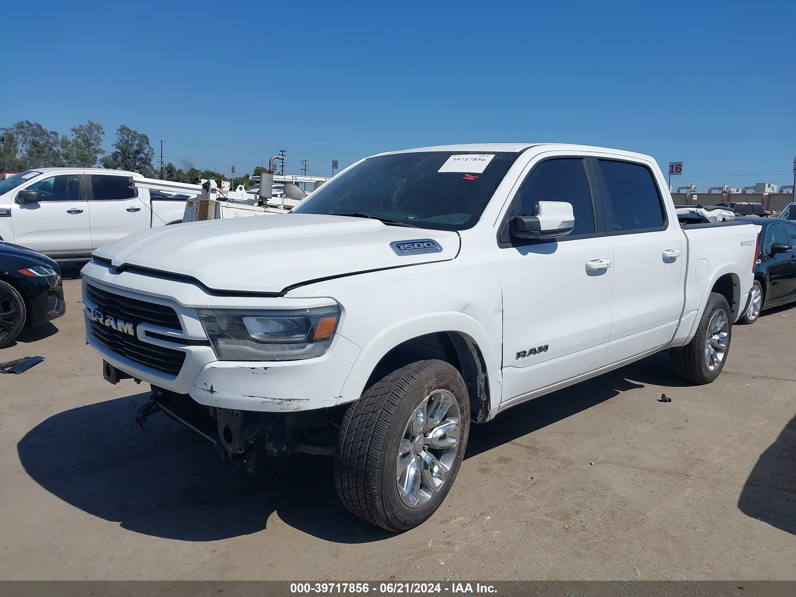 2021 Ram 1500 Laramie vin: 1C6SRFJT3MN66480