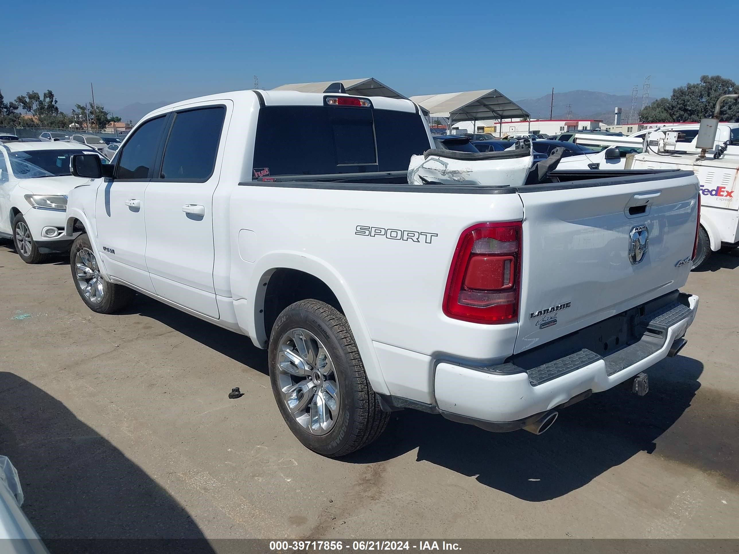 2021 Ram 1500 Laramie vin: 1C6SRFJT3MN66480