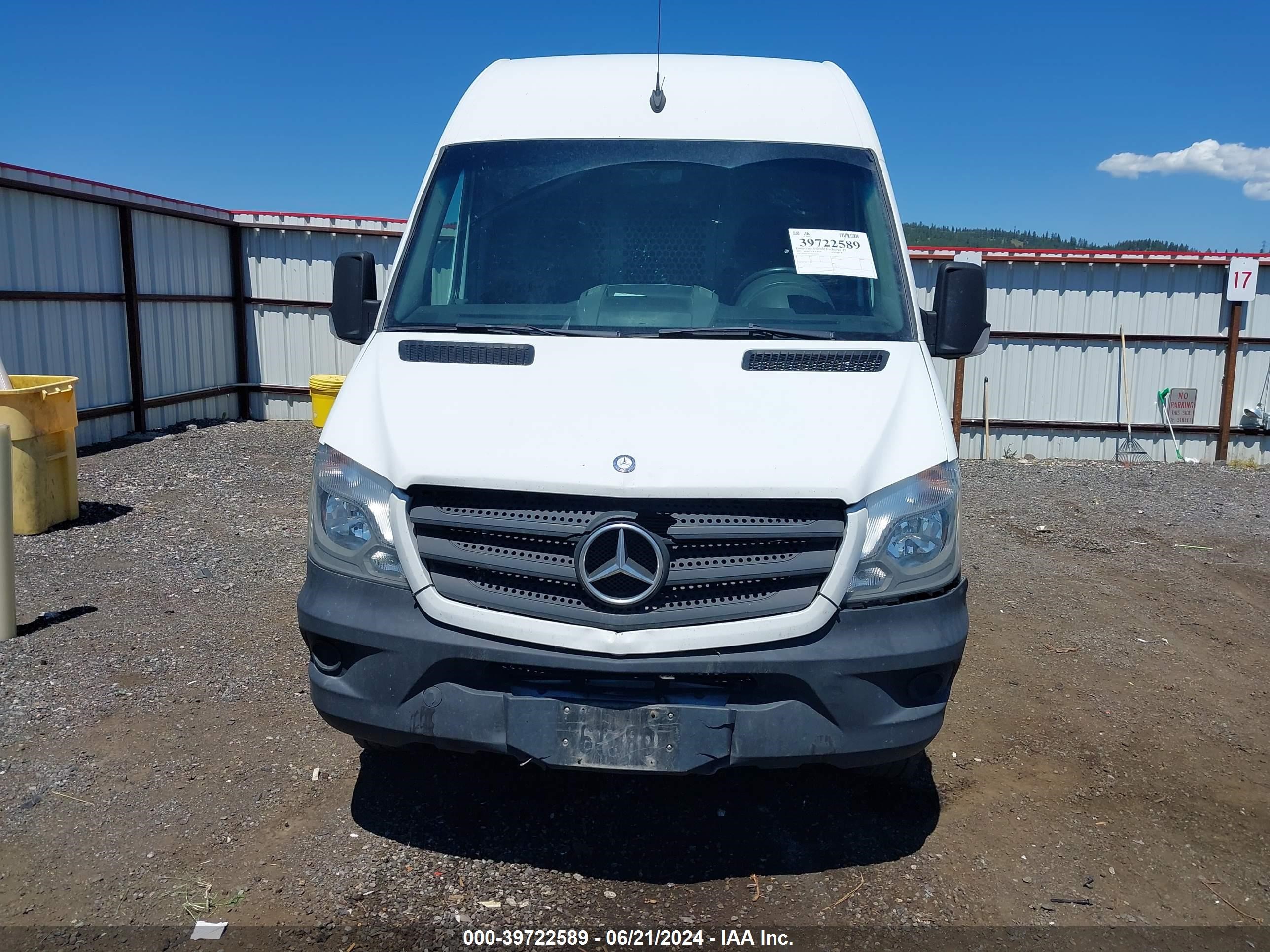 2015 Mercedes-Benz Sprinter 3500 High Roof vin: WD3PF1CC2FP108350