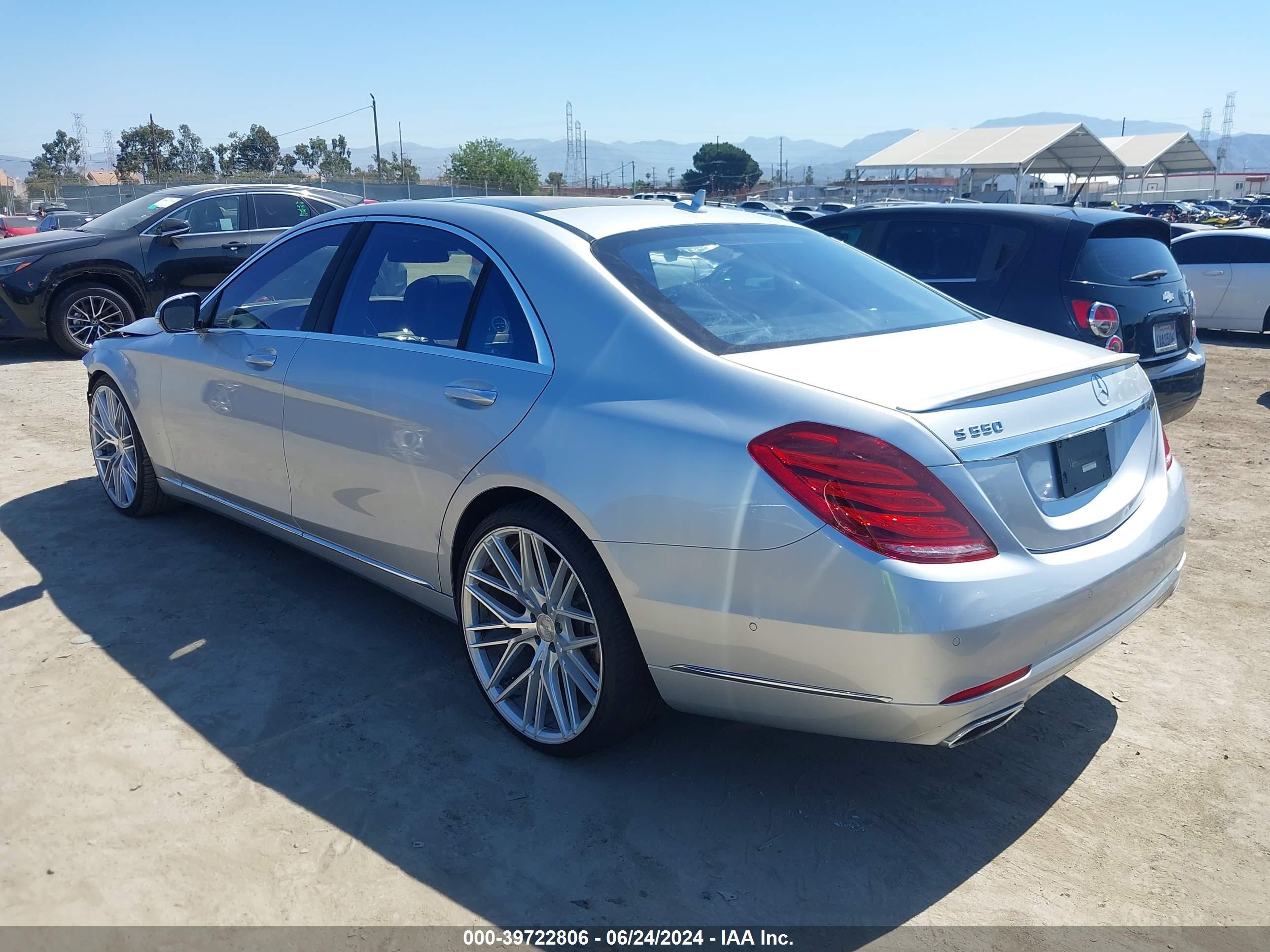 2015 Mercedes-Benz S 550 vin: WDDUG8CB6FA18973