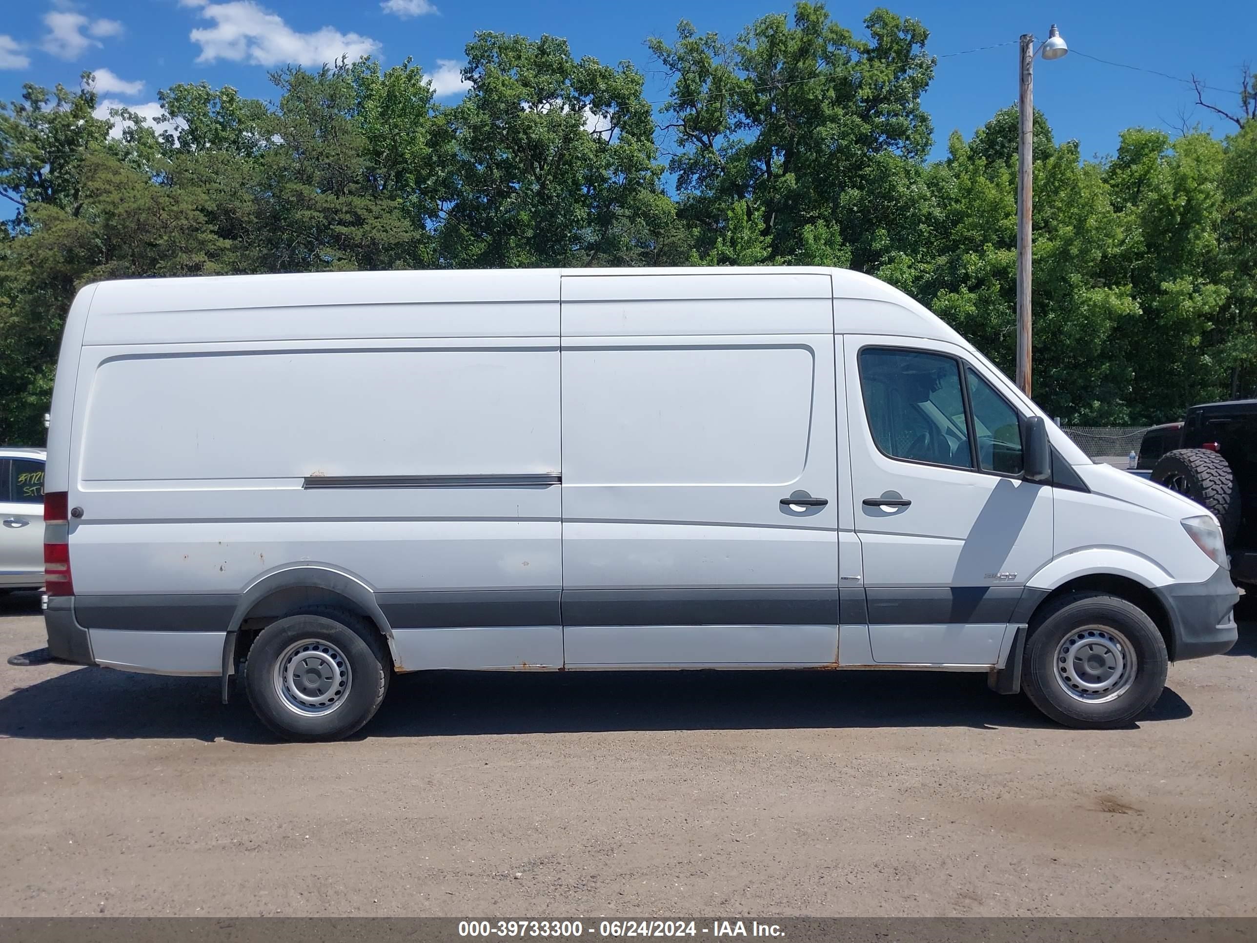 2014 Mercedes-Benz Sprinter 2500 High Roof vin: WD3PE8DE6E5826876