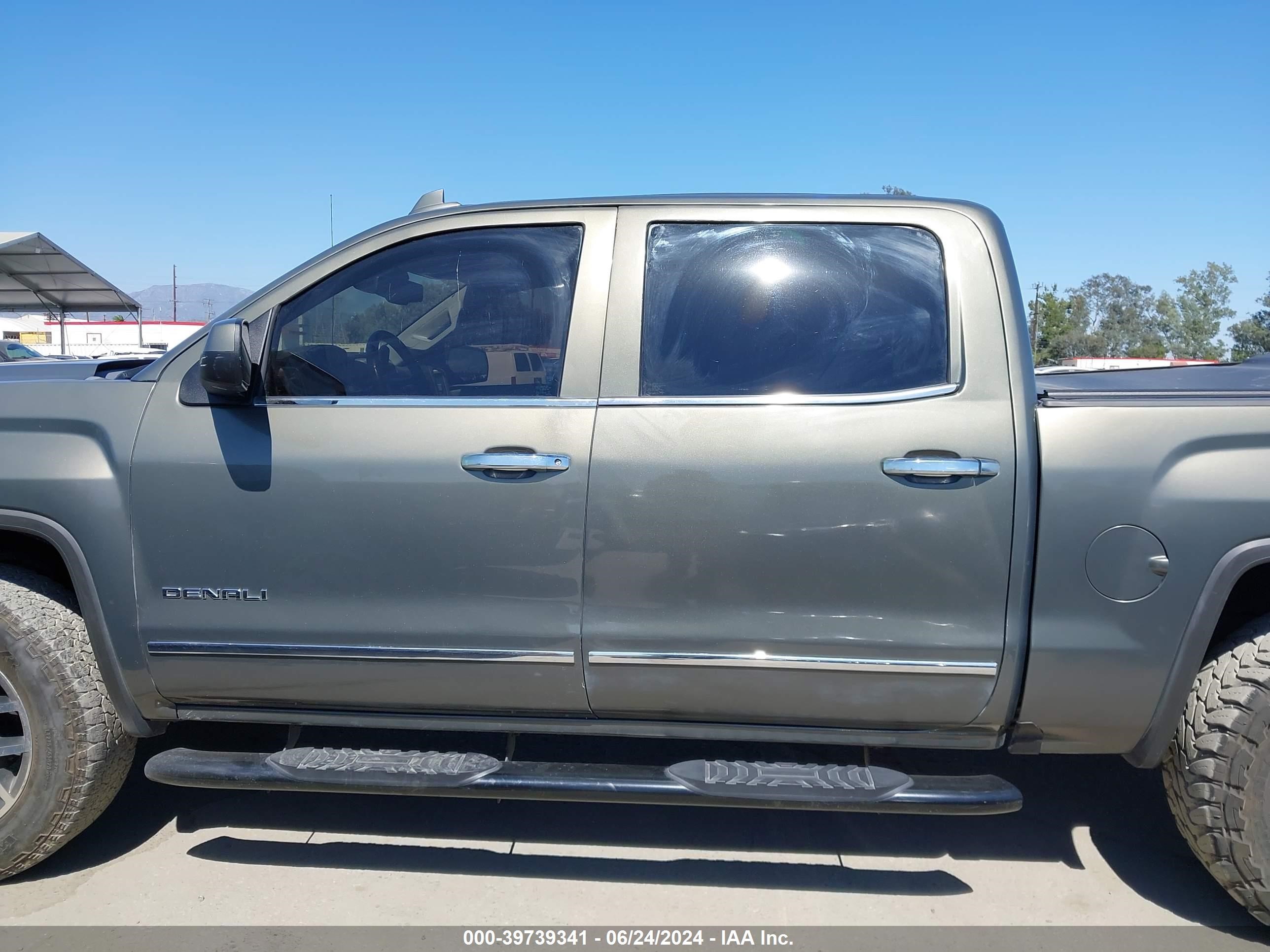 2017 GMC Sierra 1500 Denali vin: 3GTU2PEJ2HG197198