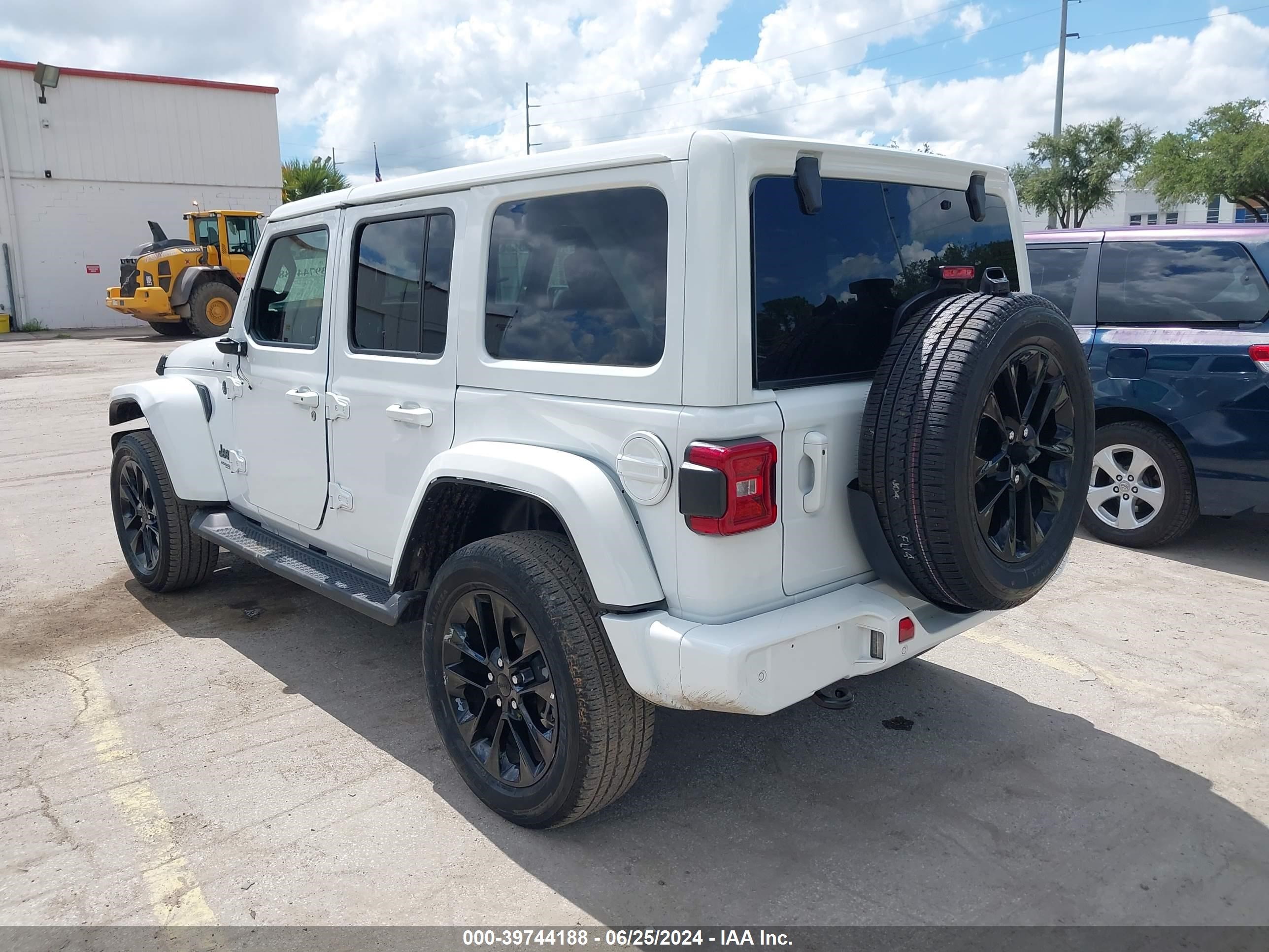 2022 Jeep Wrangler Unlimited High Altitude 4X4 vin: 1C4HJXEN3NW139007