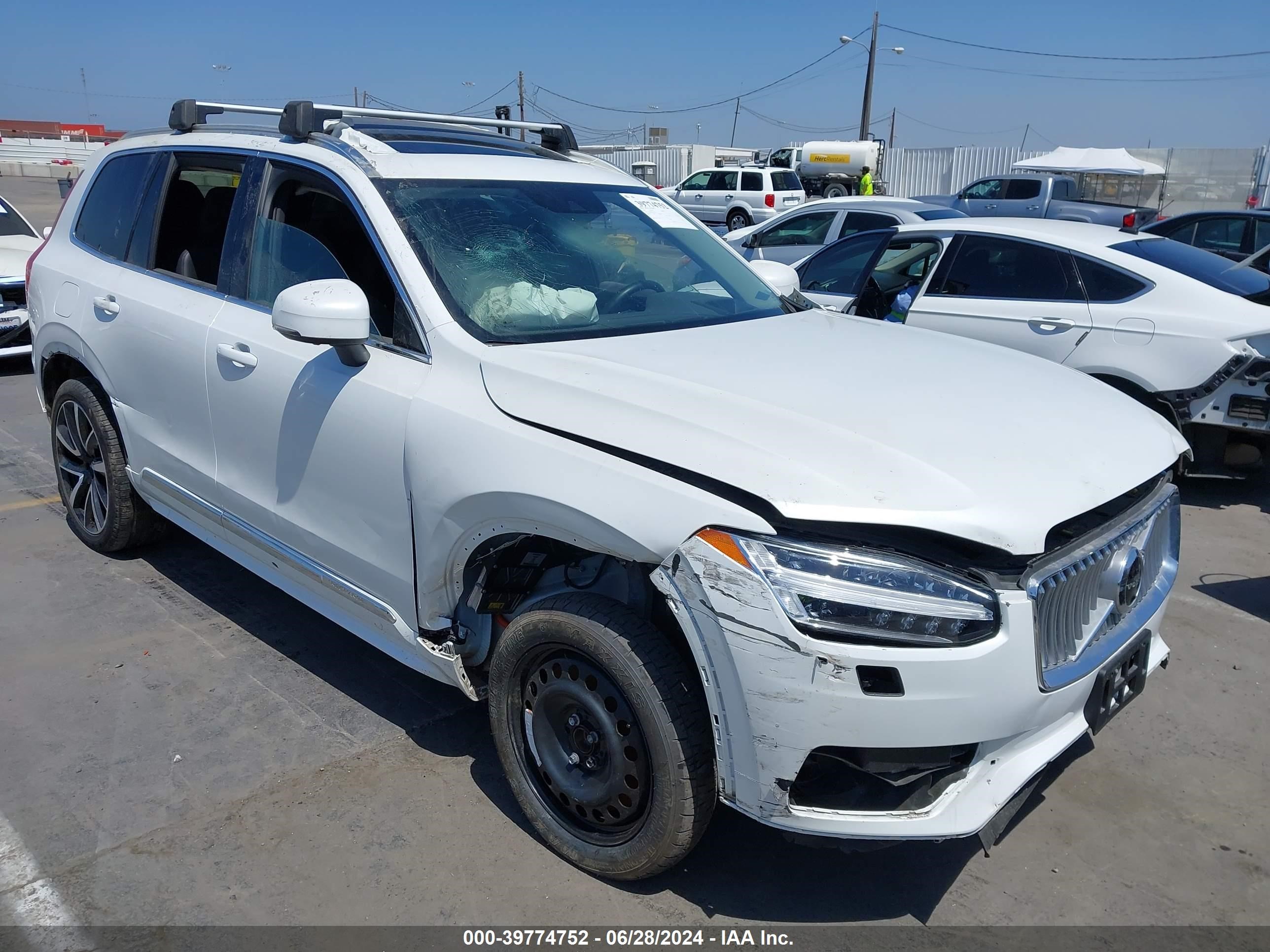 2022 Volvo Xc90 T8 Recharge Momentum vin: YV4BR00K2N1783143