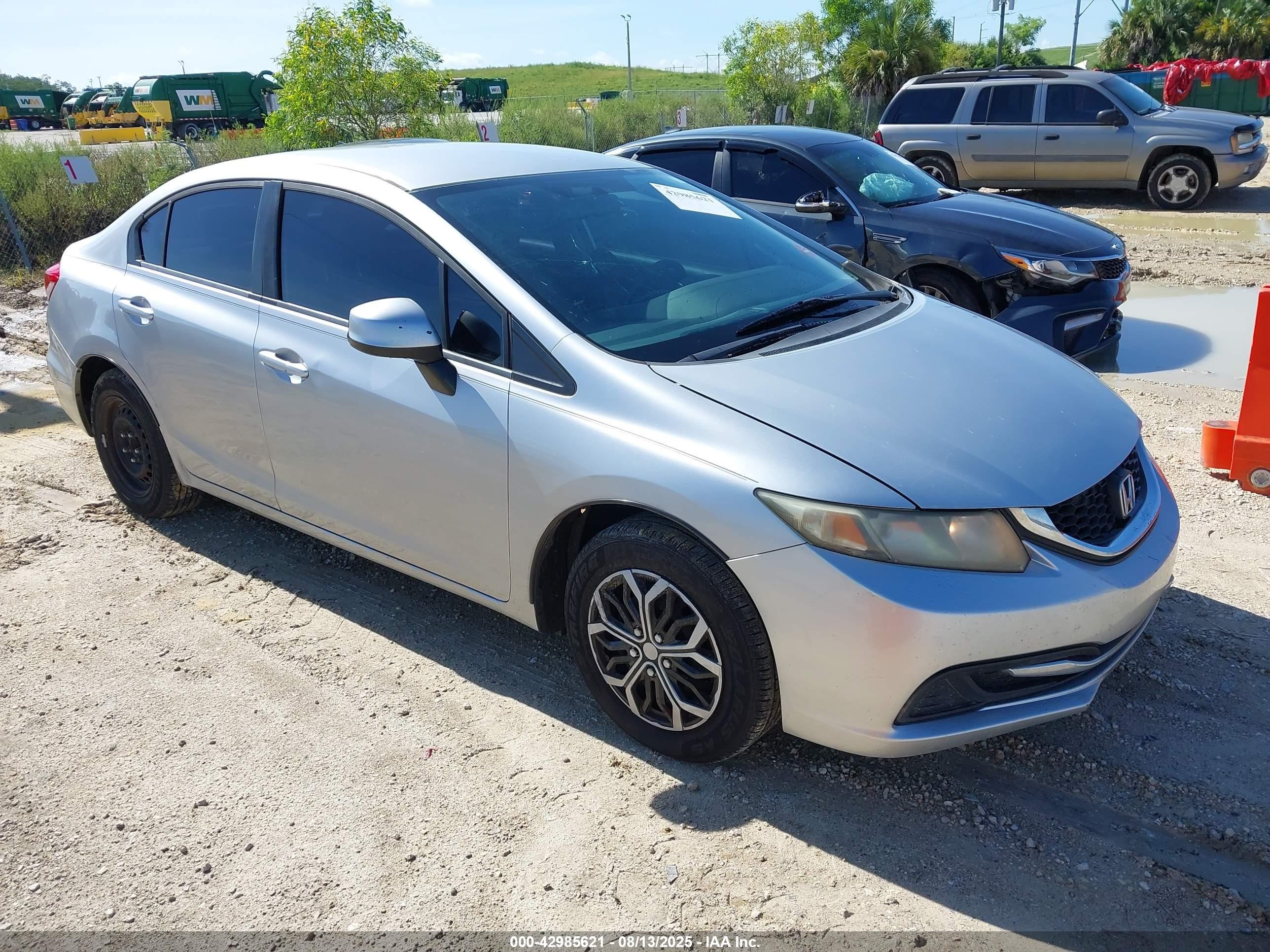 2013 Honda Civic VIN 19XFB2F51DE084023 history and photos 2013 Honda Civic VIN 19XFB2F51DE084023 history and photos