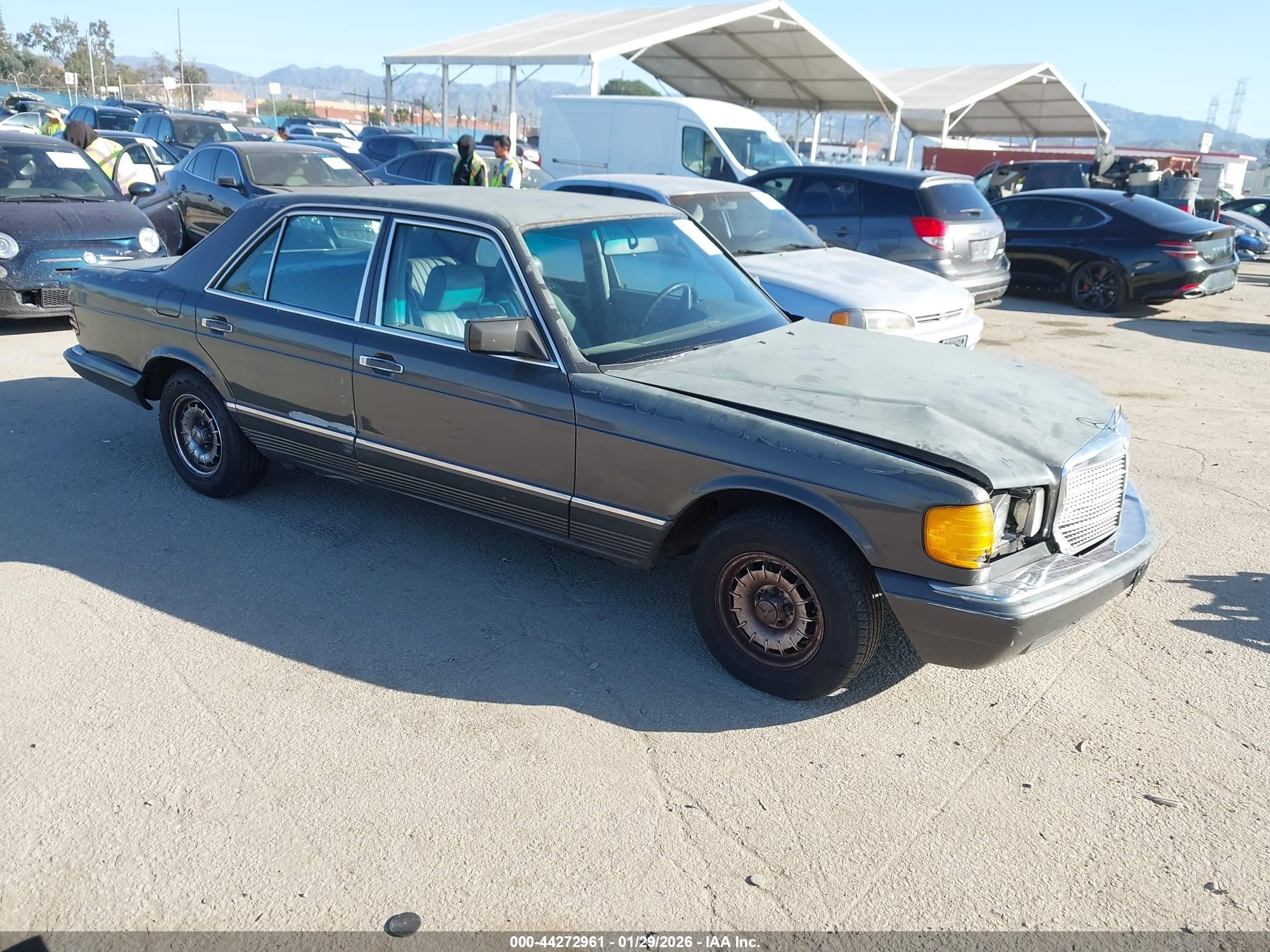 1984 Mercedes-Benz