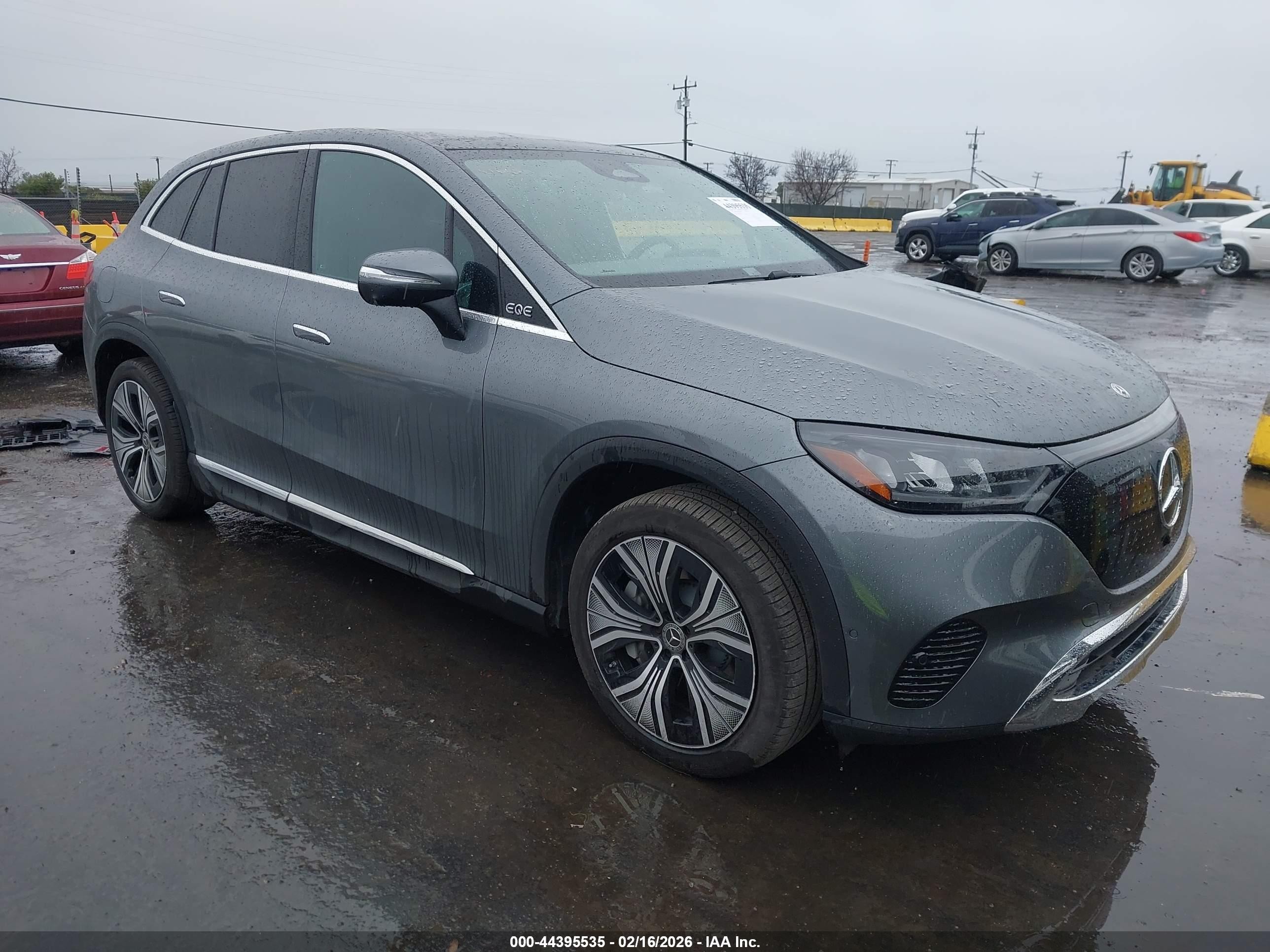 2025 Mercedes-Benz