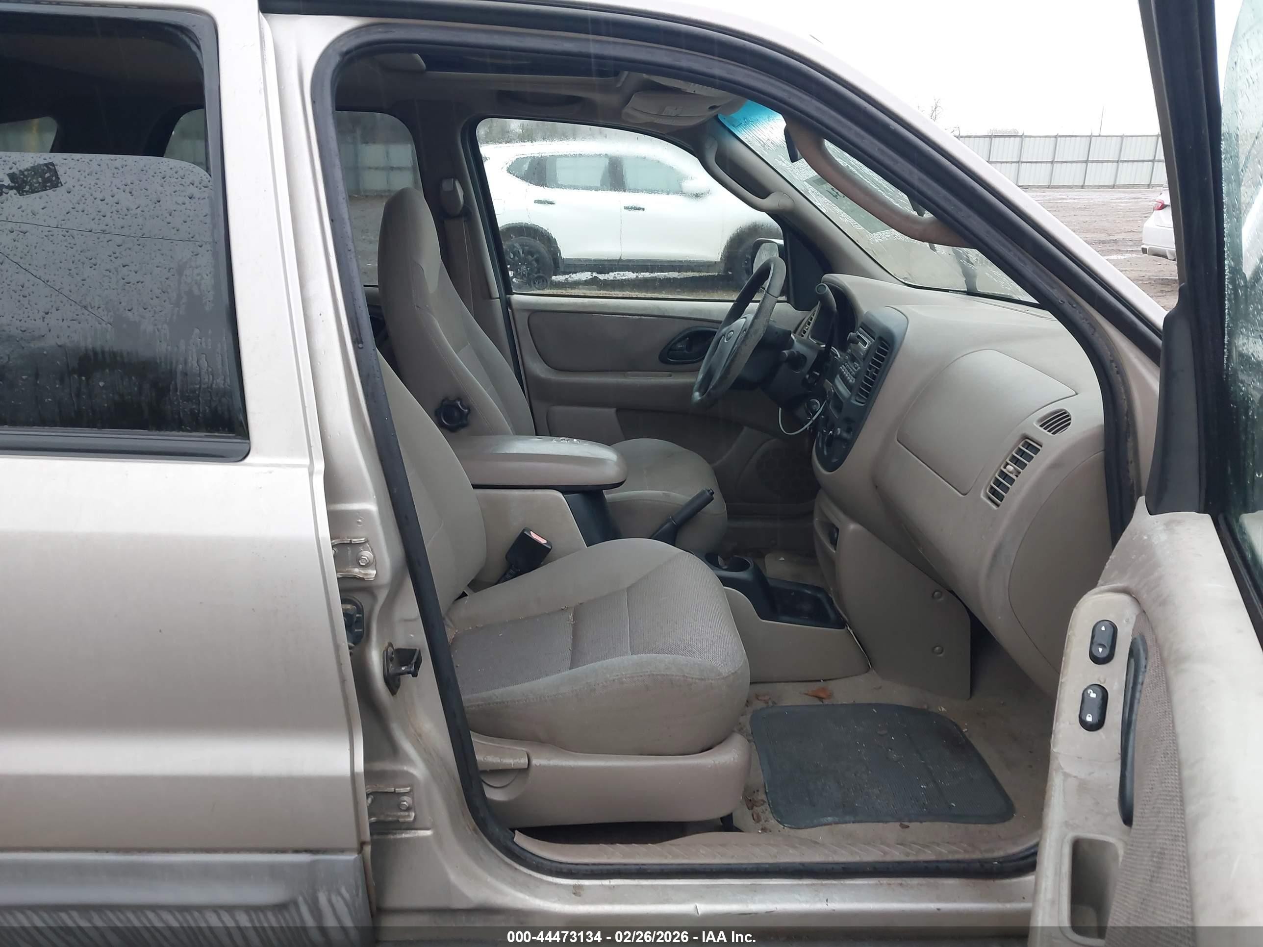 Ford Escape — zdjęcie 5