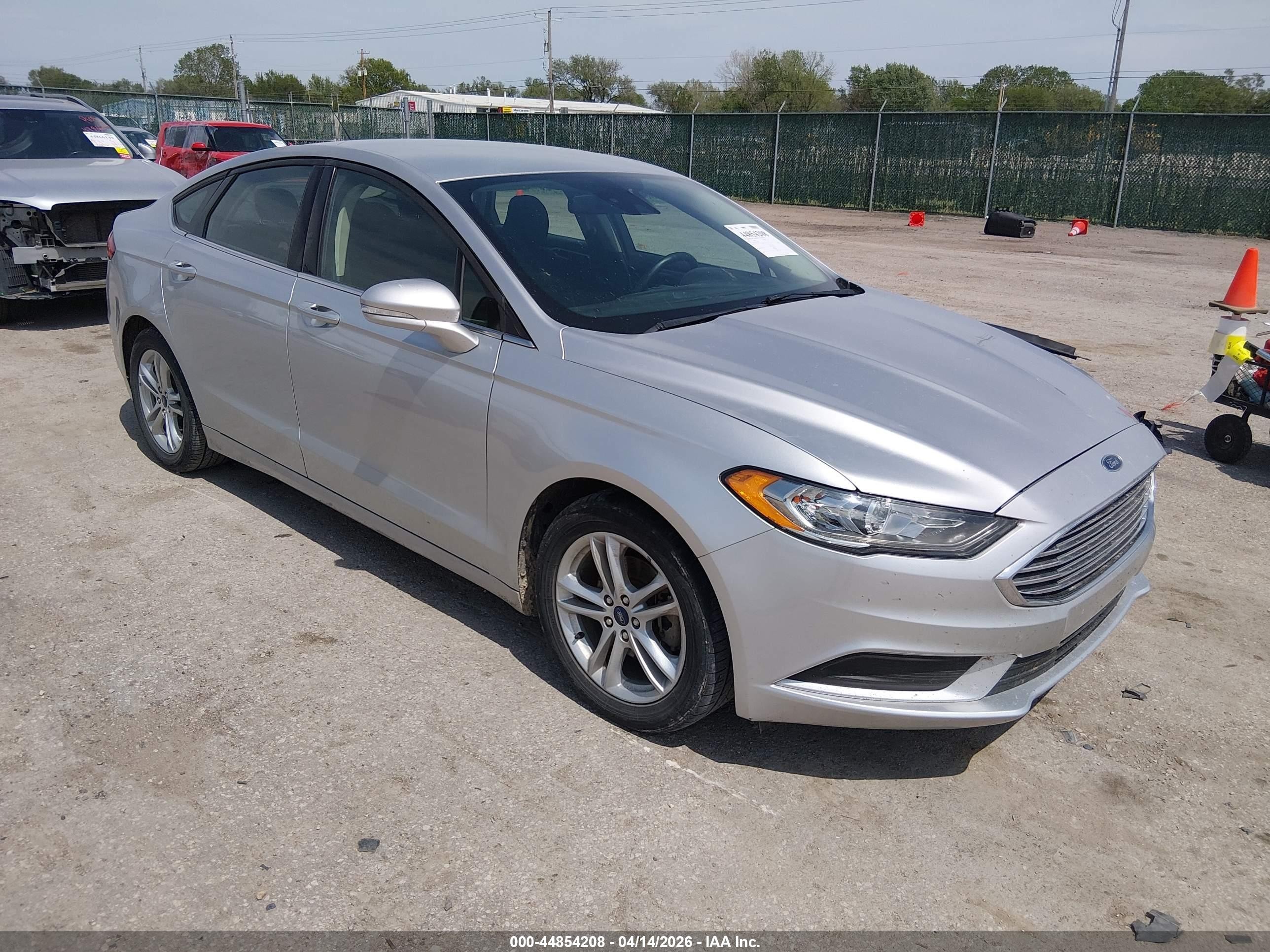 2018 FORD FUSION SE — 1/16
