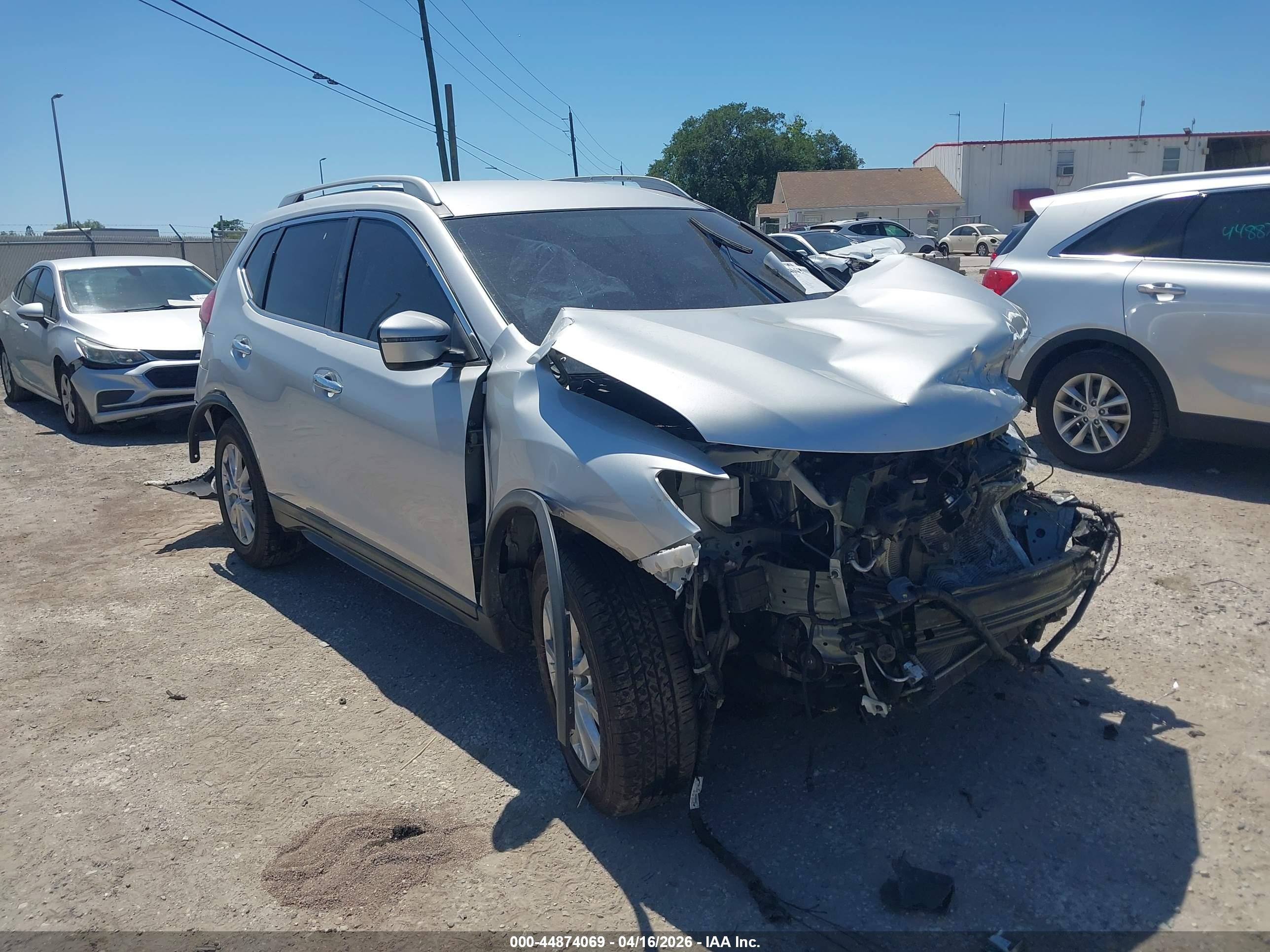 2018 Nissan Rogue Sv — 1/15