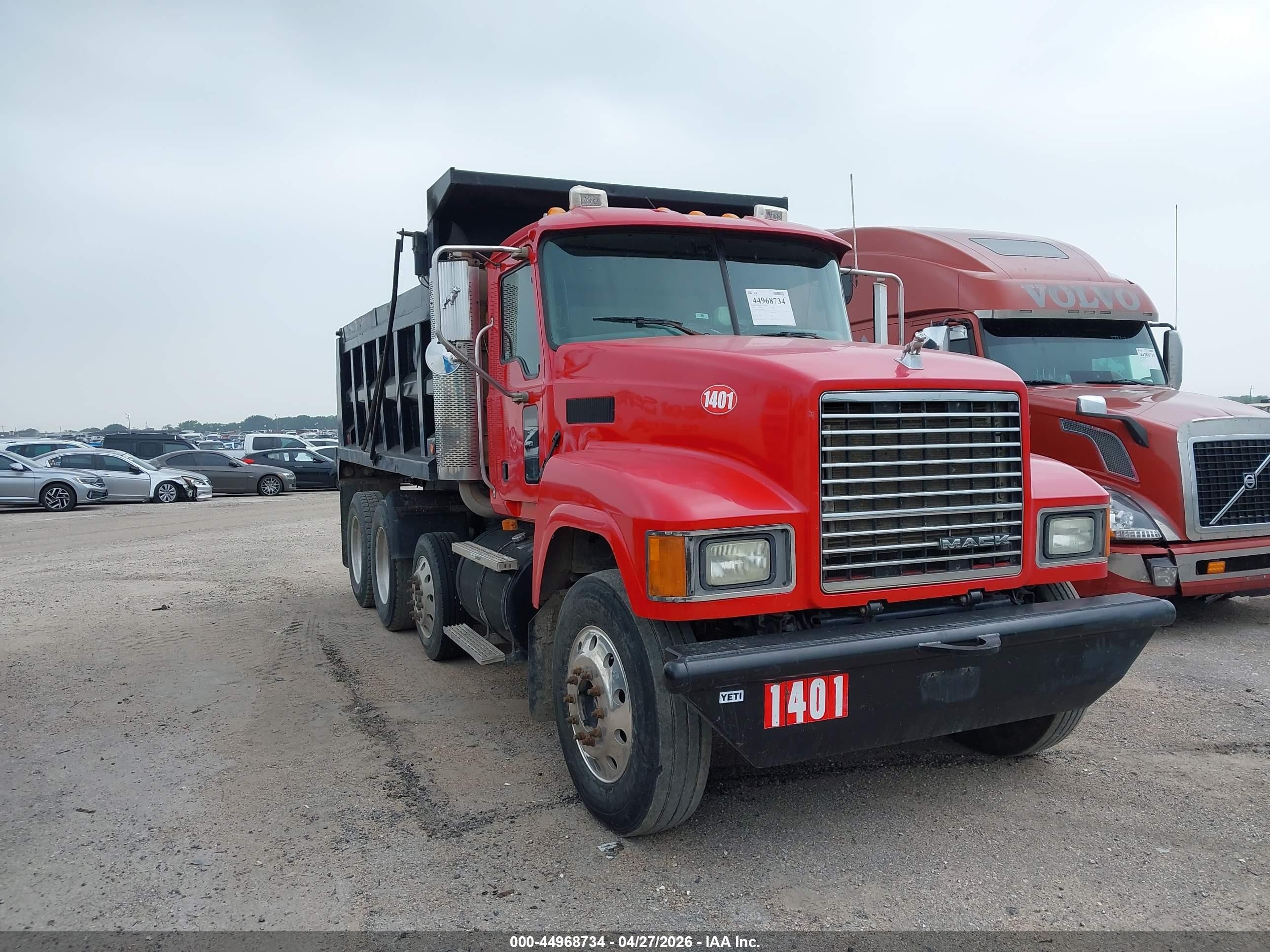 2008 Mack 600 Rd600