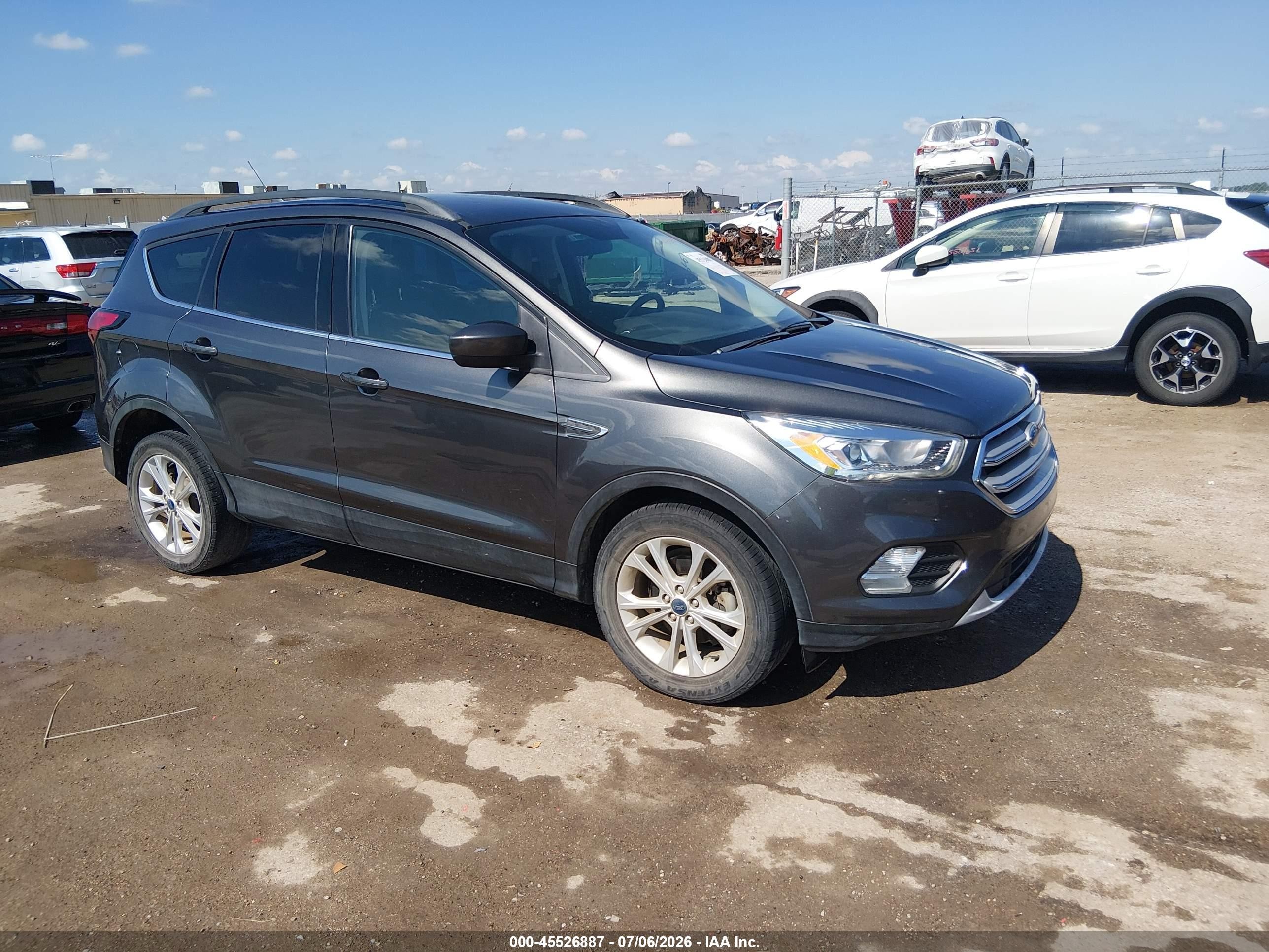 2019 FORD ESCAPE SEL — 1/16