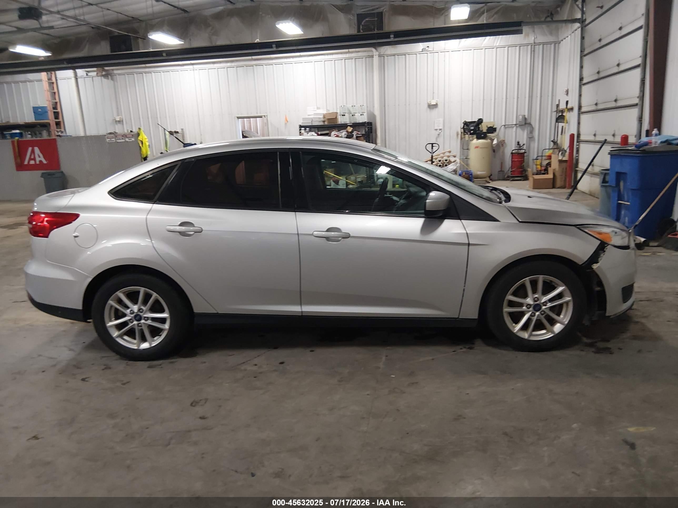 Ford Focus — zdjęcie 13