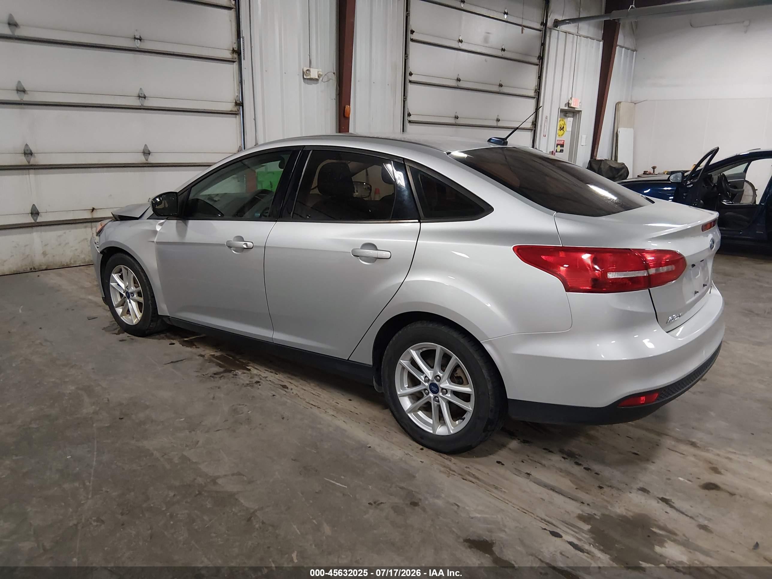 Ford Focus — zdjęcie 3