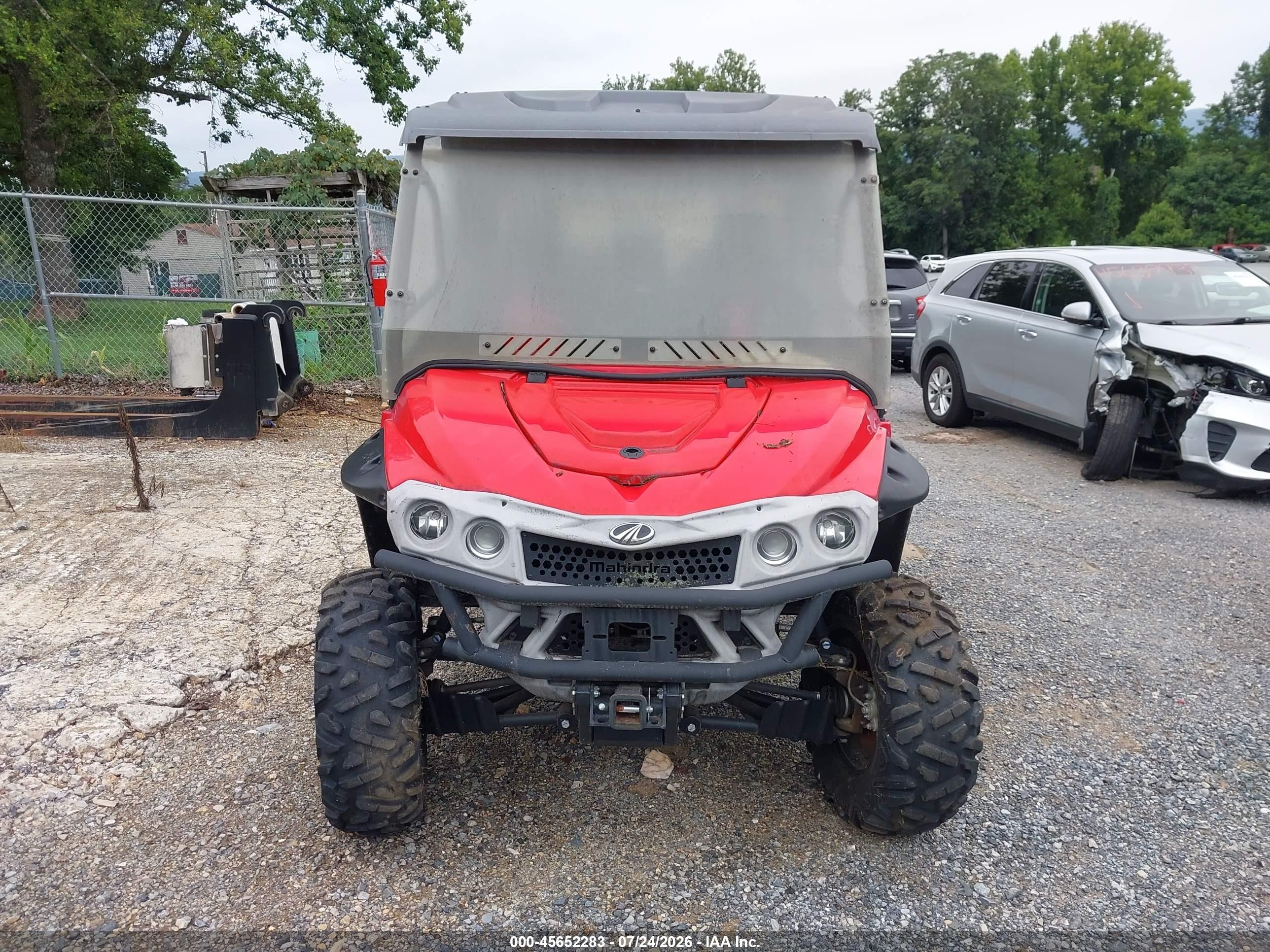 Mahindra — photo 13