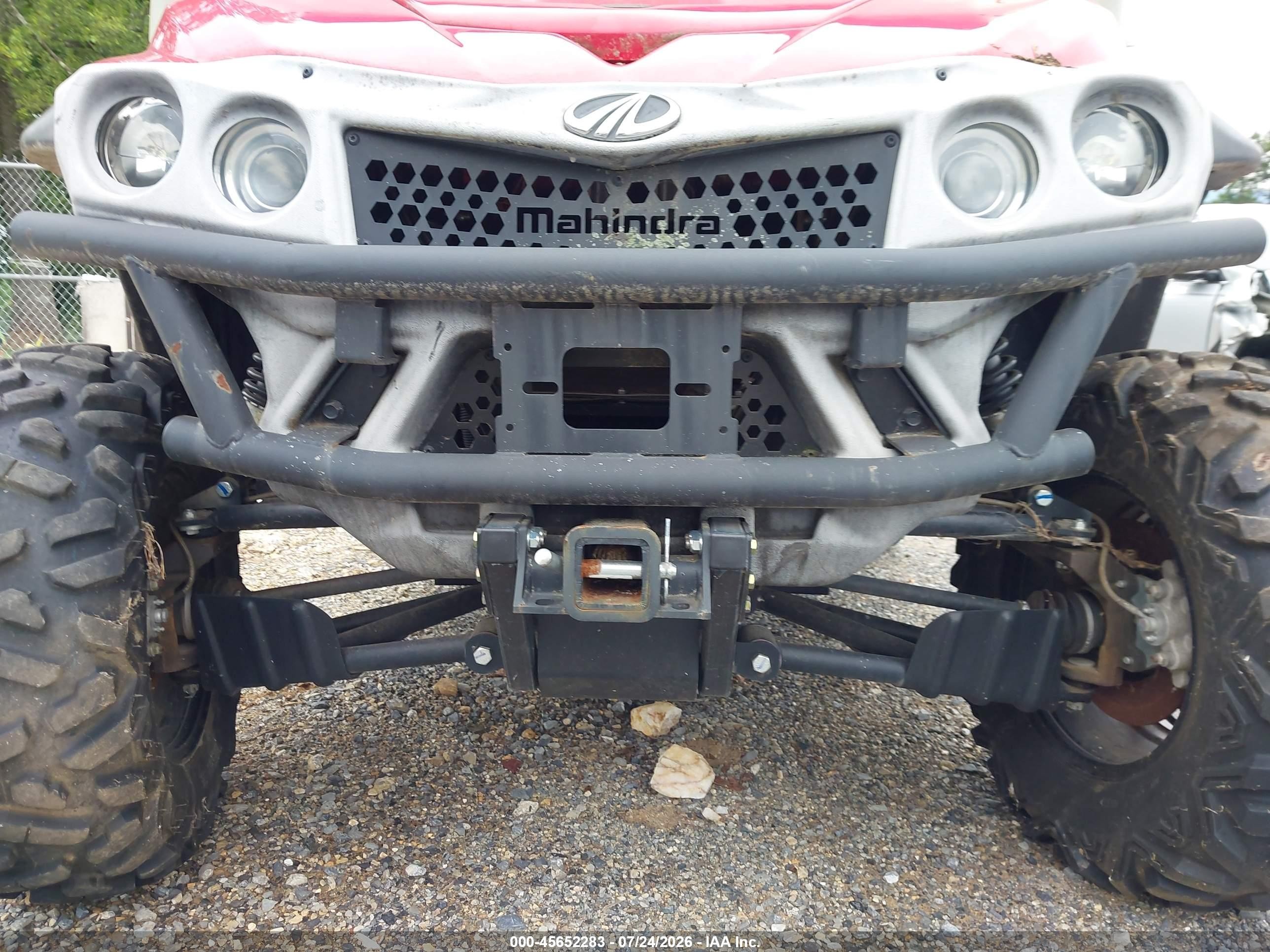 Mahindra — photo 12