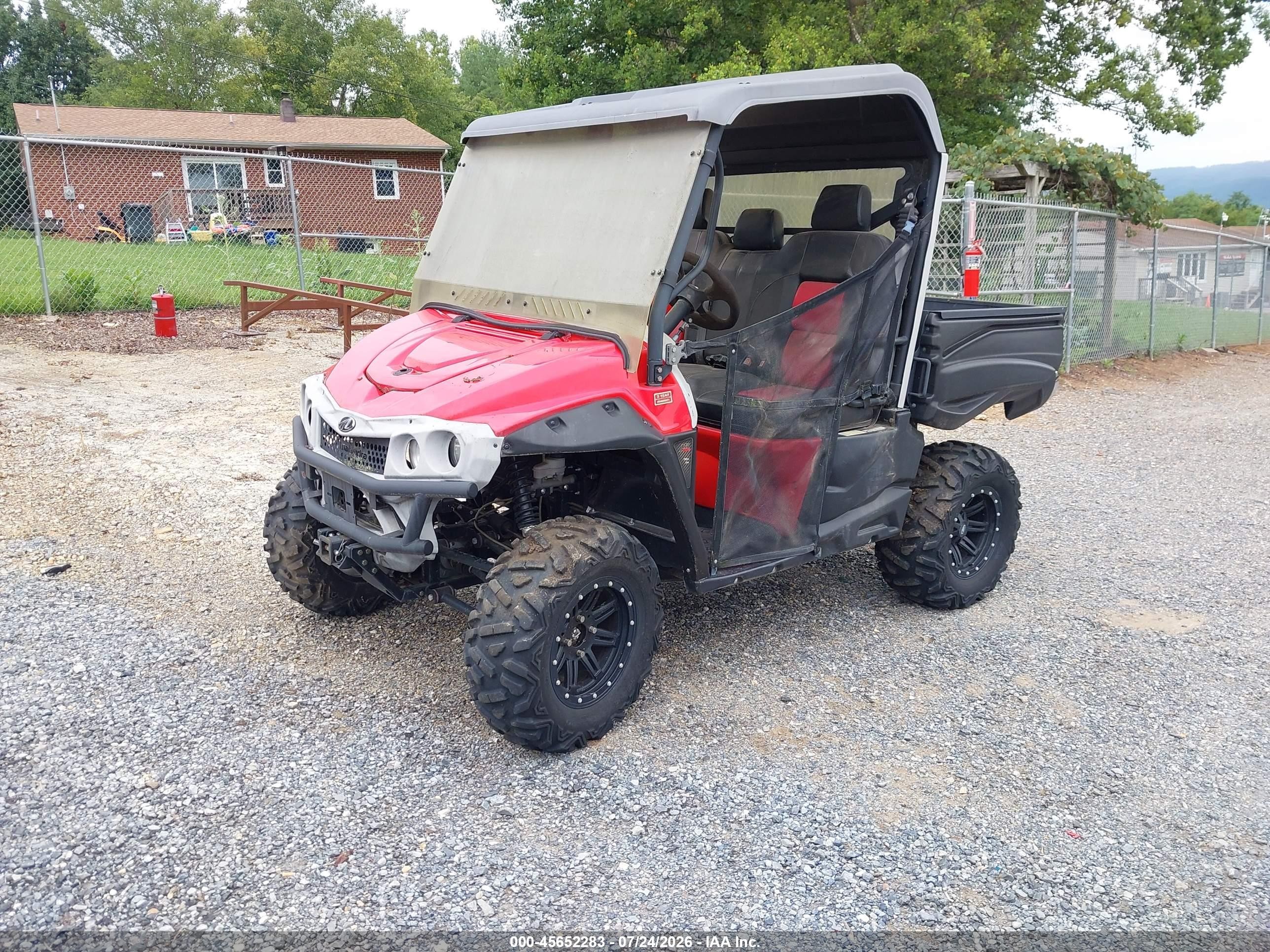 Mahindra — photo 2