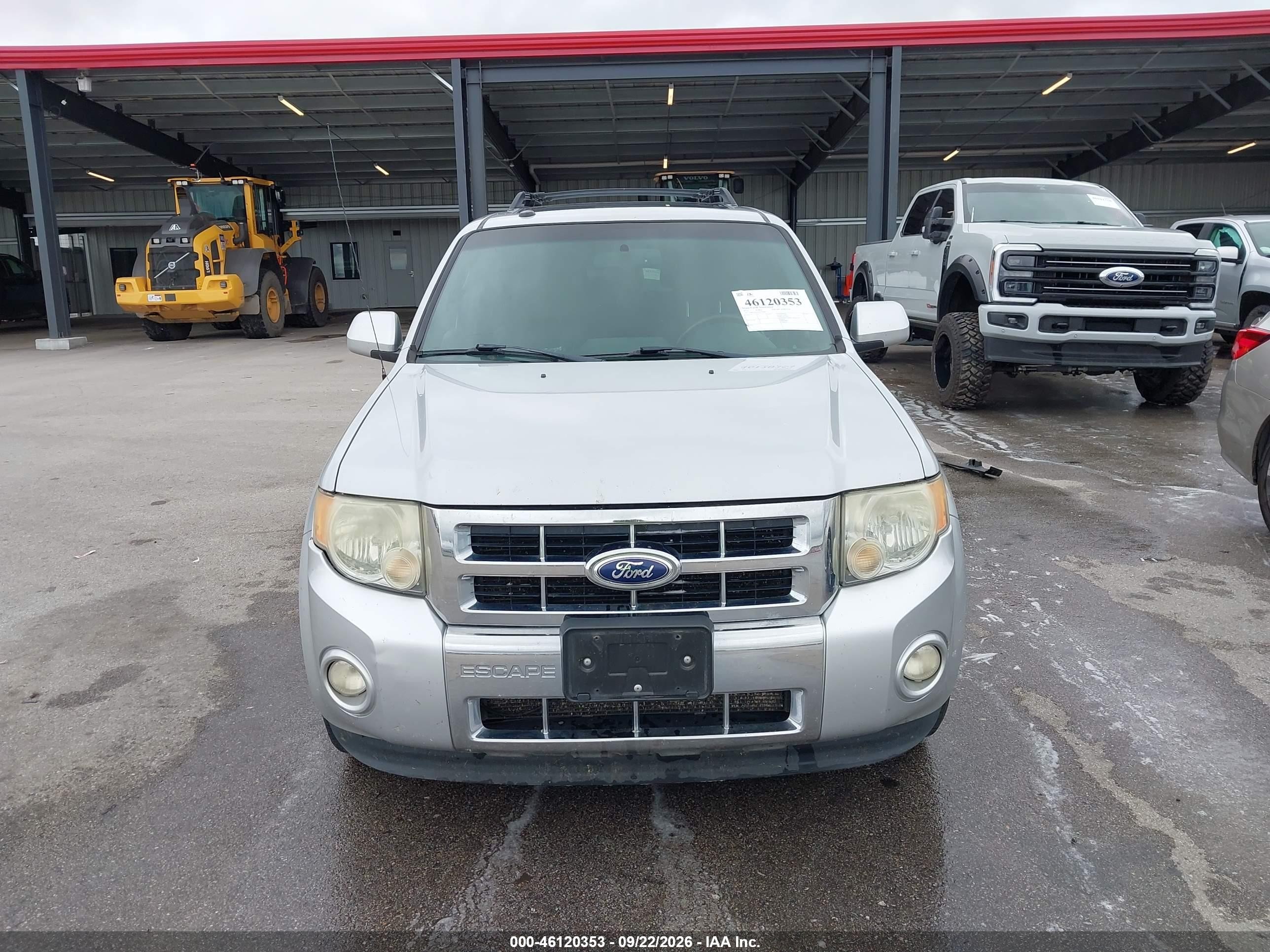Ford Escape — zdjęcie 12