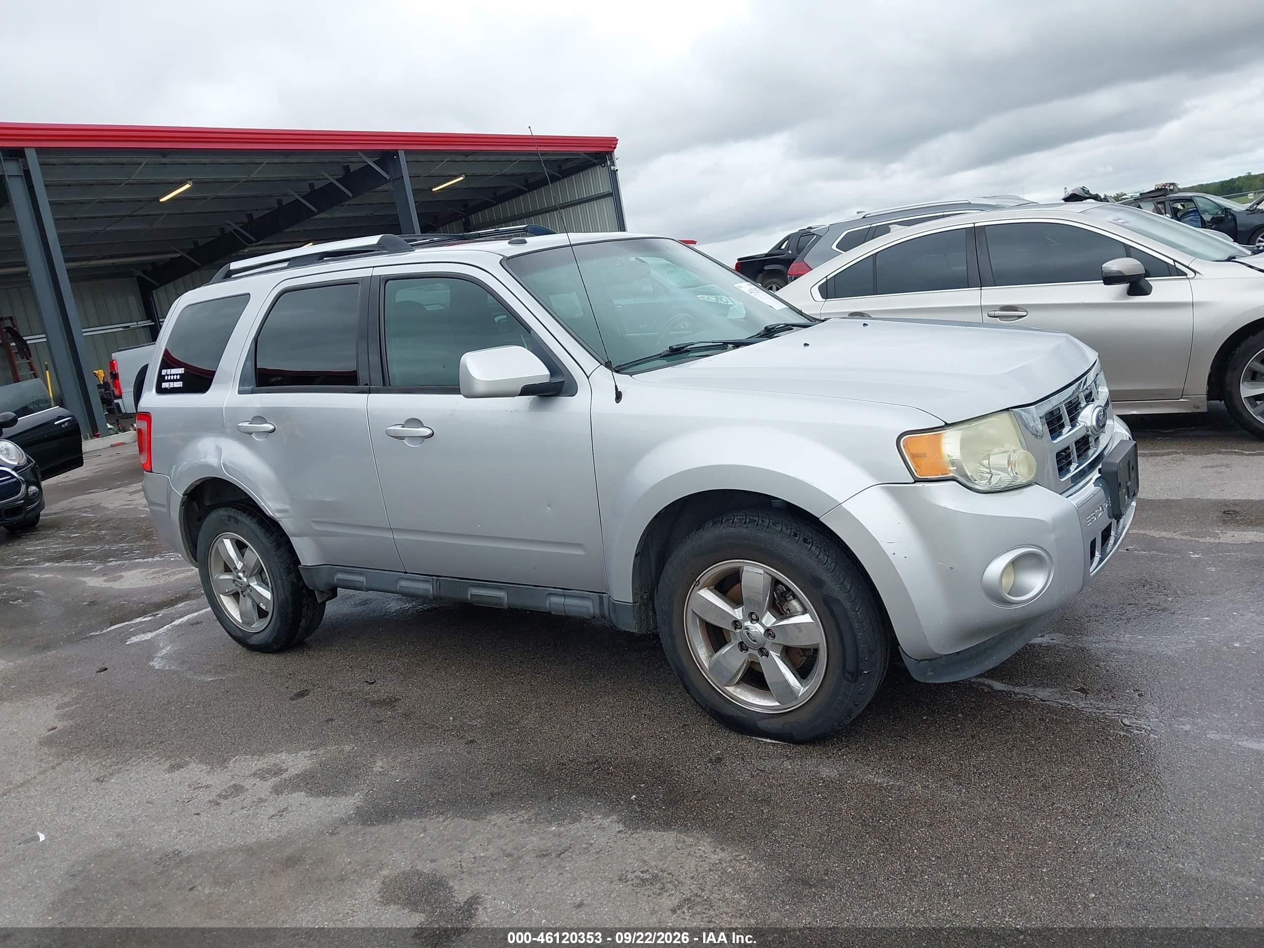 Ford Escape — zdjęcie 13