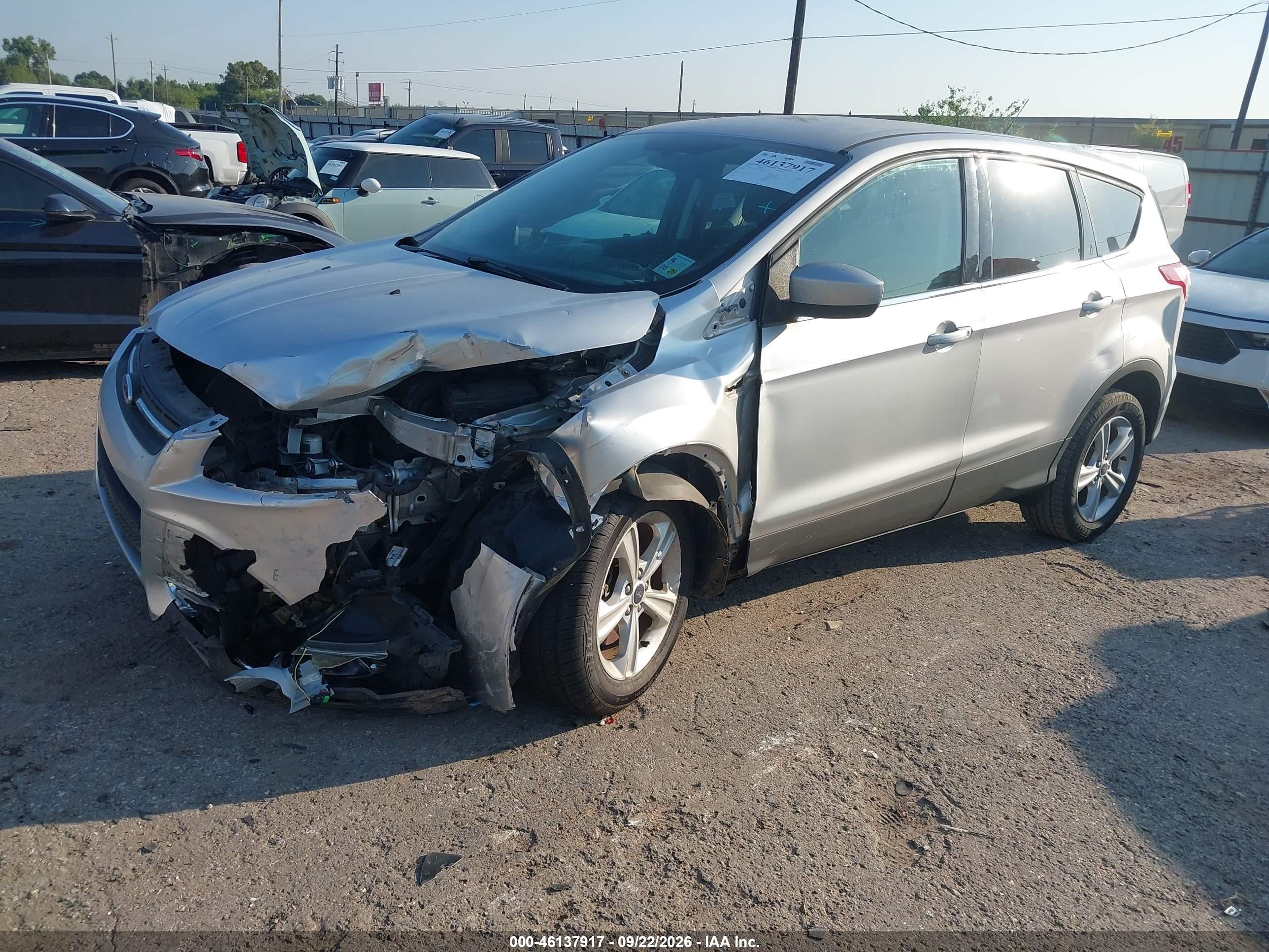 Ford Escape — photo 2