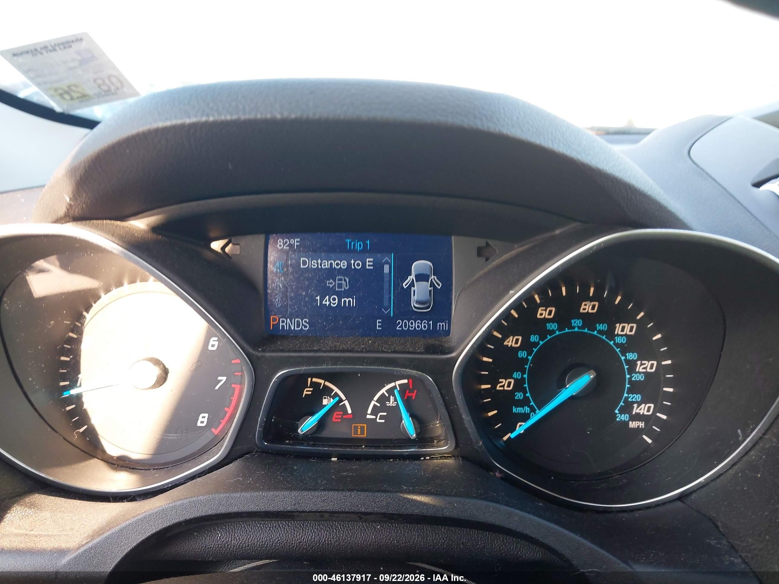 Ford Escape — photo 7