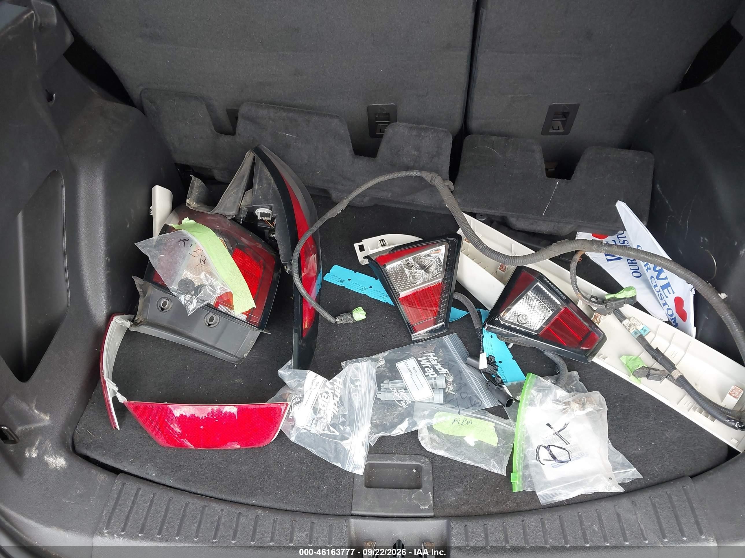 Ford Escape — photo 18
