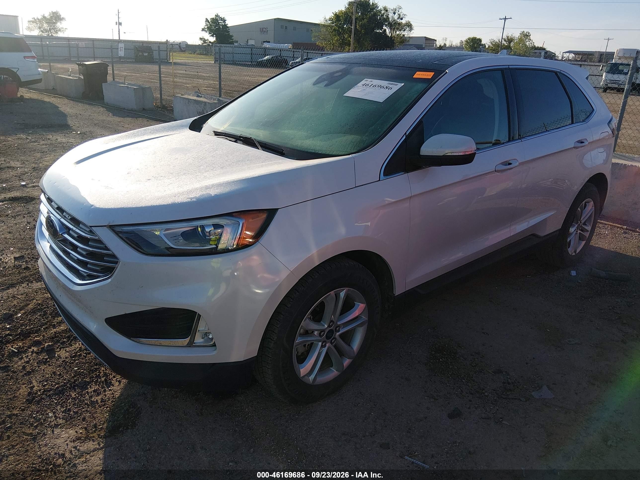 Ford Edge — photo 2