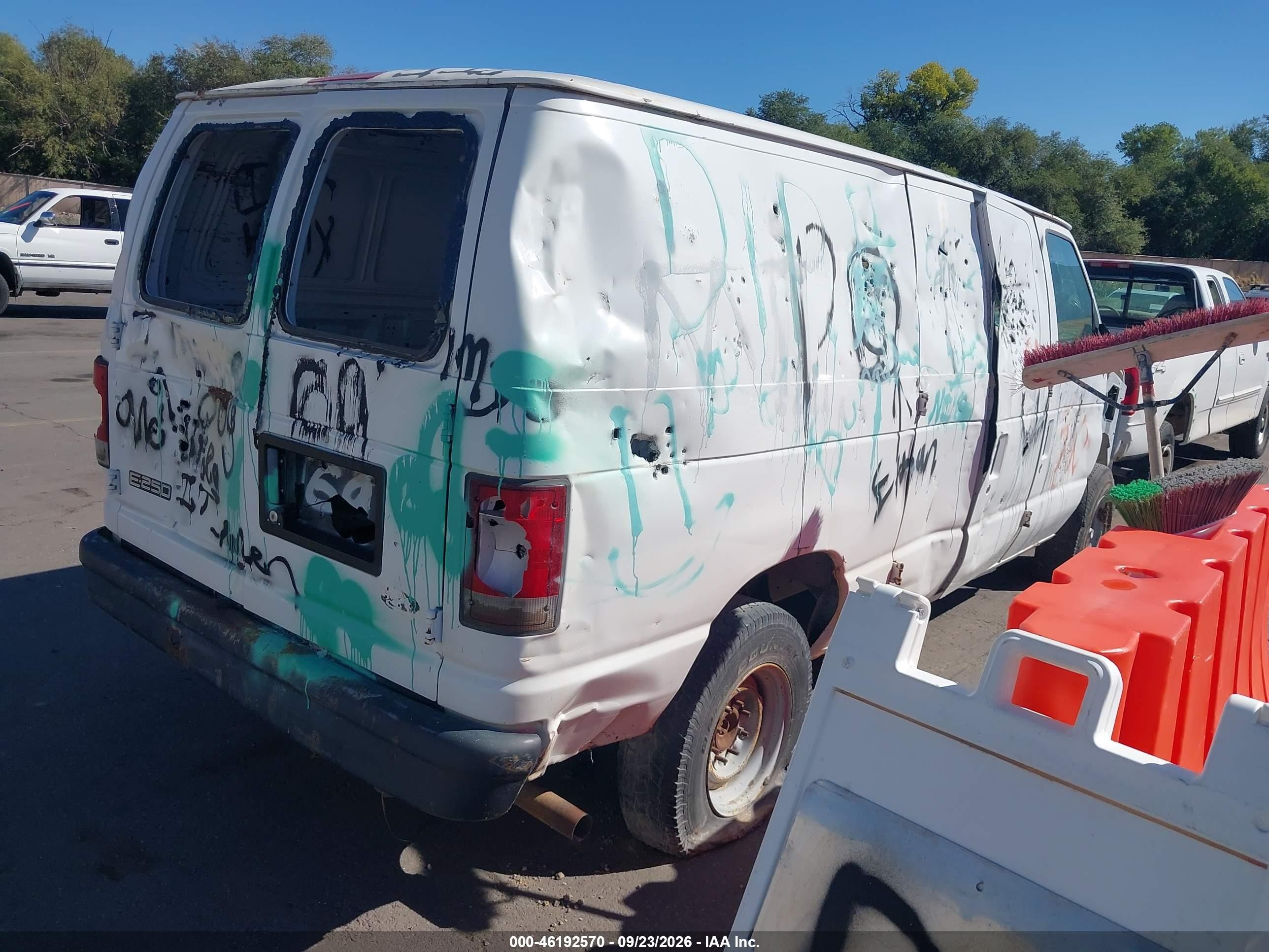 Ford Econoline — zdjęcie 4