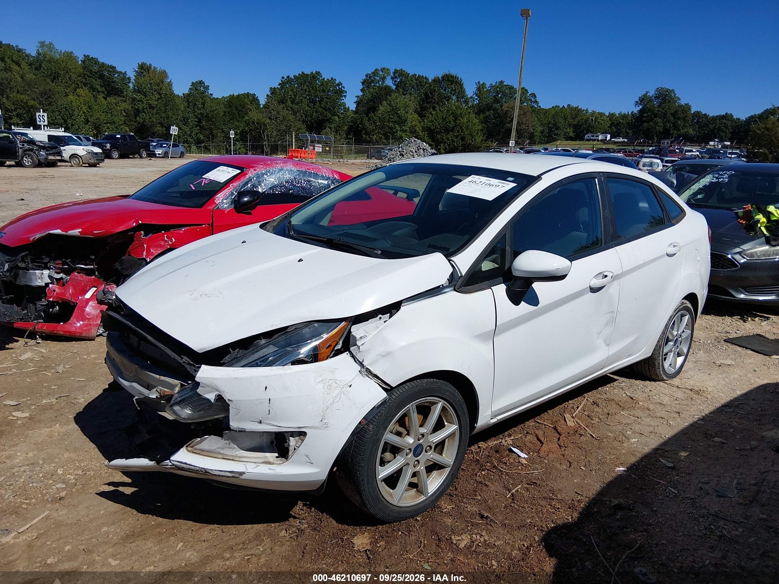 Ford Fiesta — zdjęcie 2