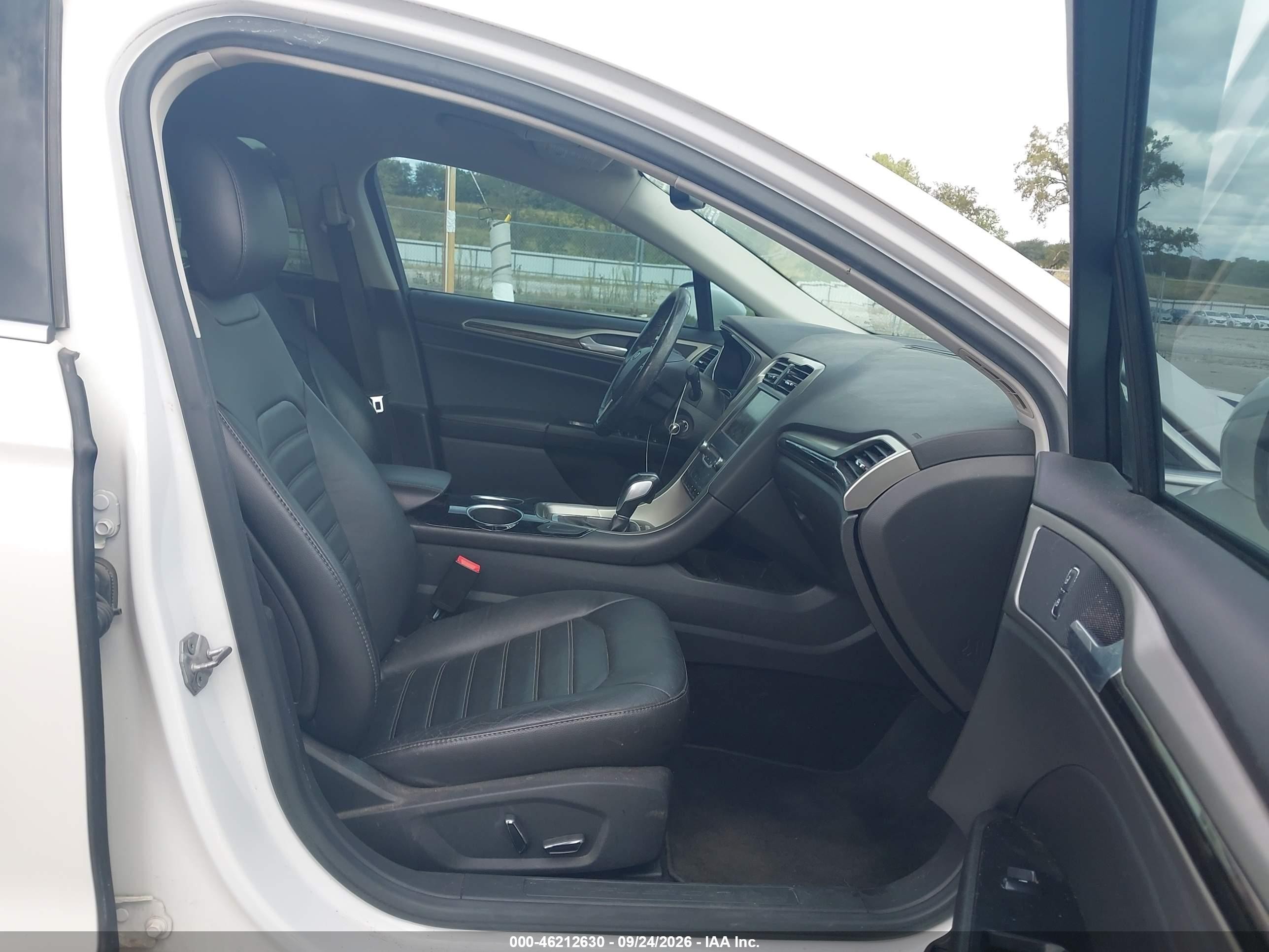 Ford Fusion — zdjęcie 5