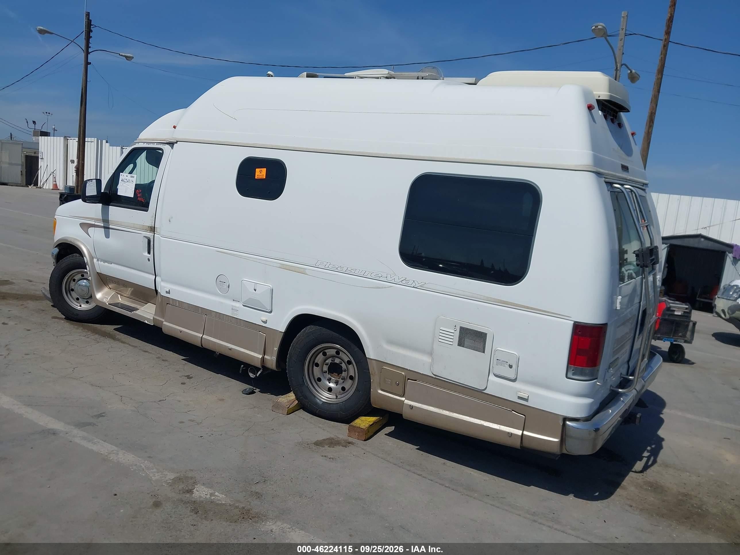 Ford Econoline — zdjęcie 3