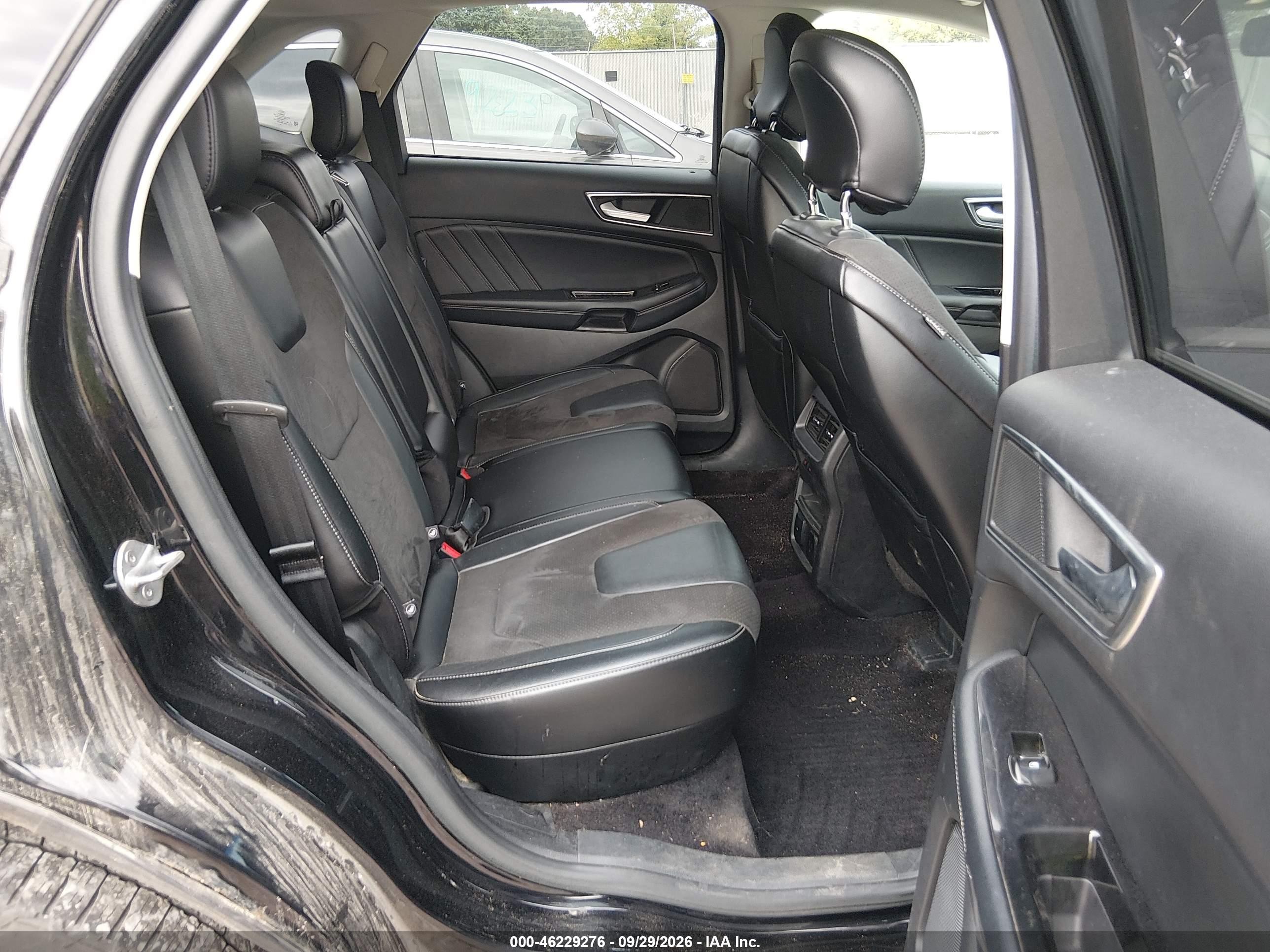 Ford Edge — zdjęcie 8